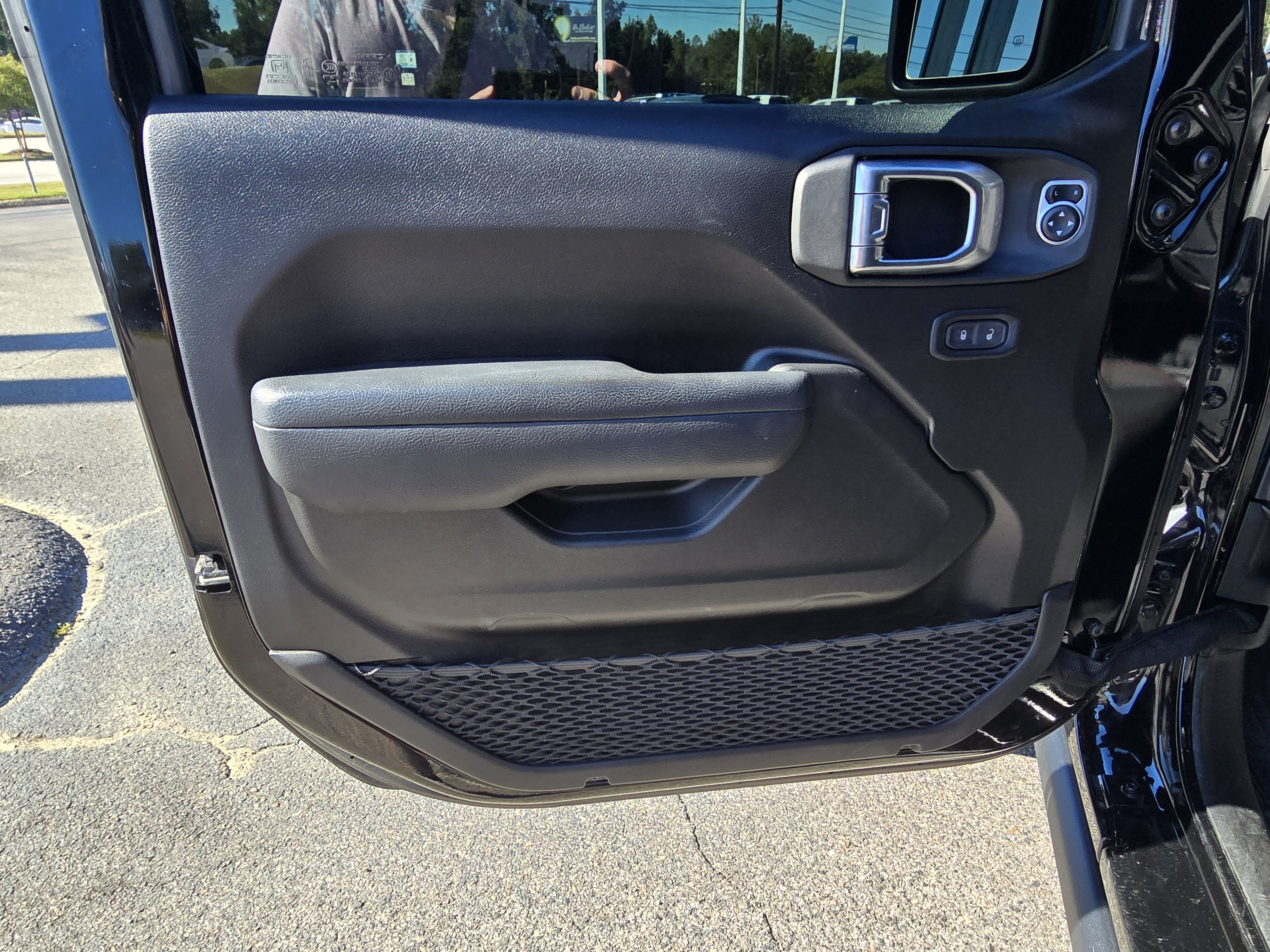 2026 Jeep Wrangler 4-Door Rubicon - Photo 11