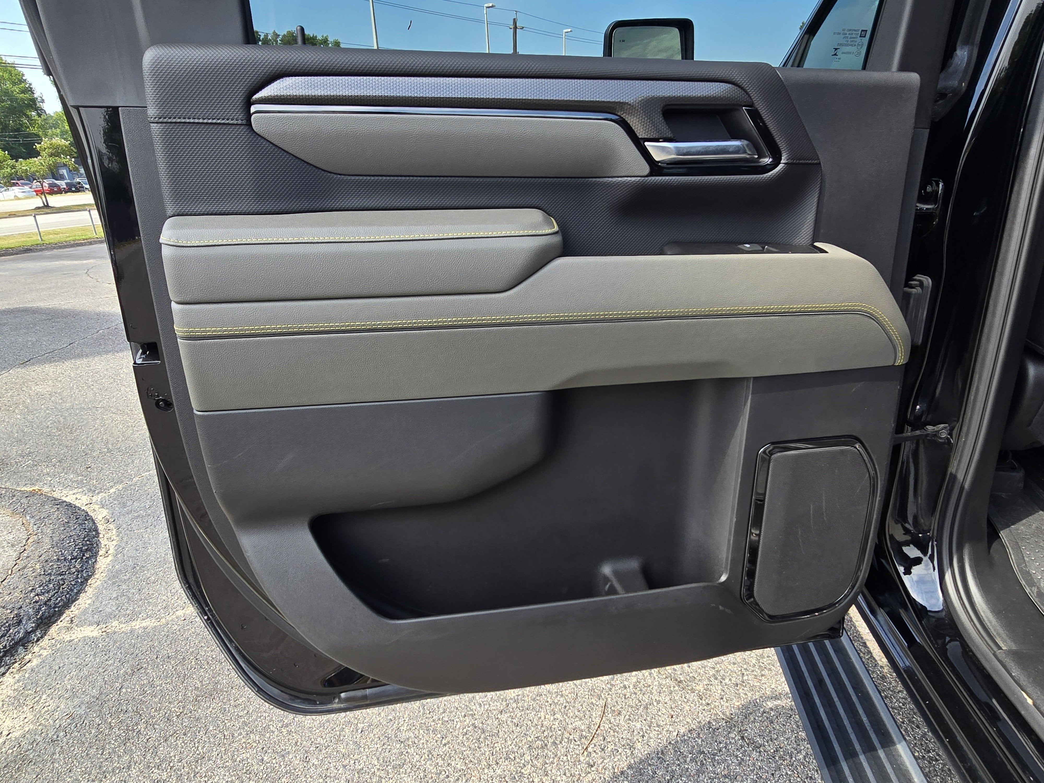 2025 Chevrolet Silverado 2500HD ZR2 - Photo 17