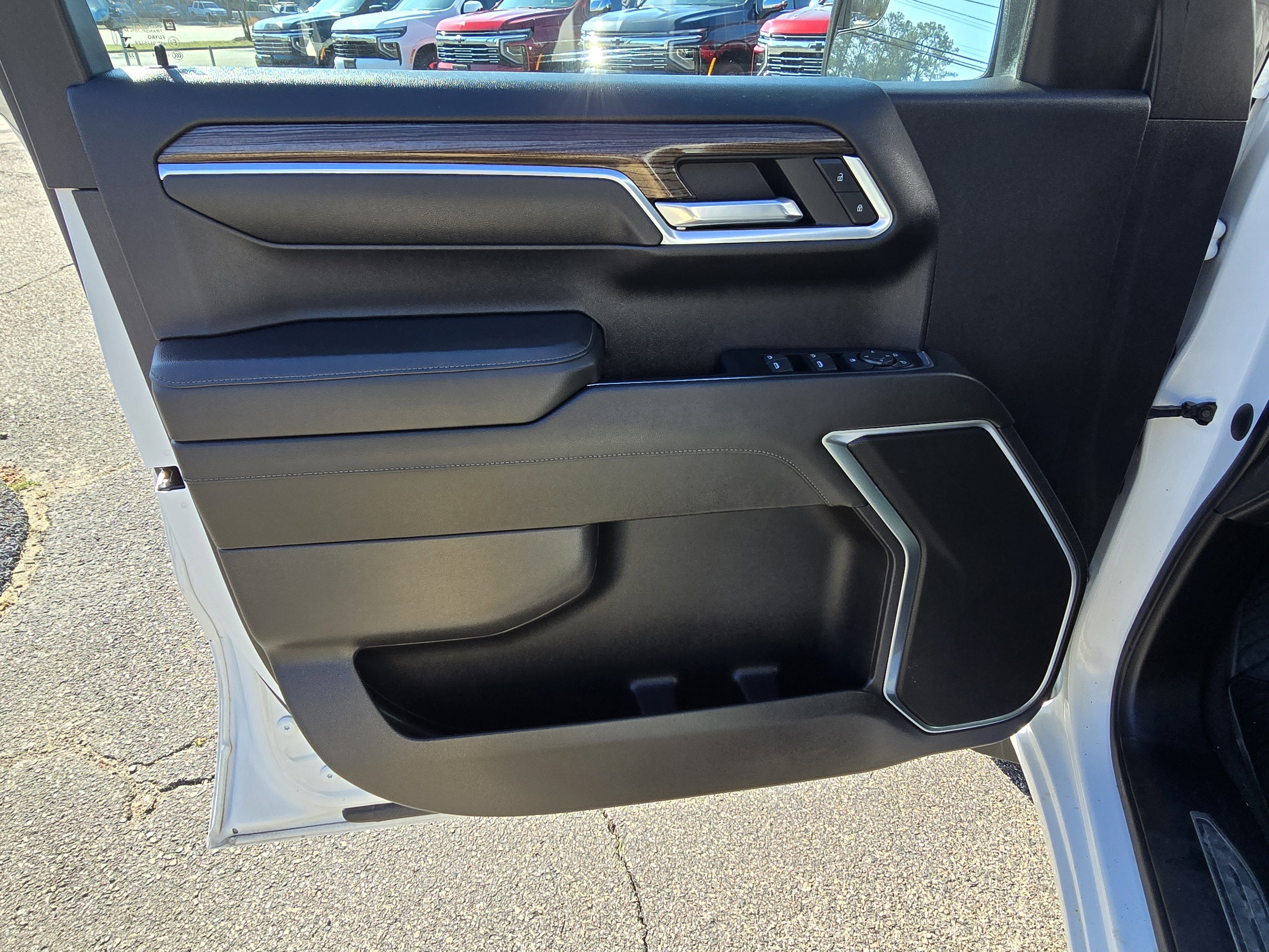 2022 Chevrolet Silverado 1500 LT (2FL)