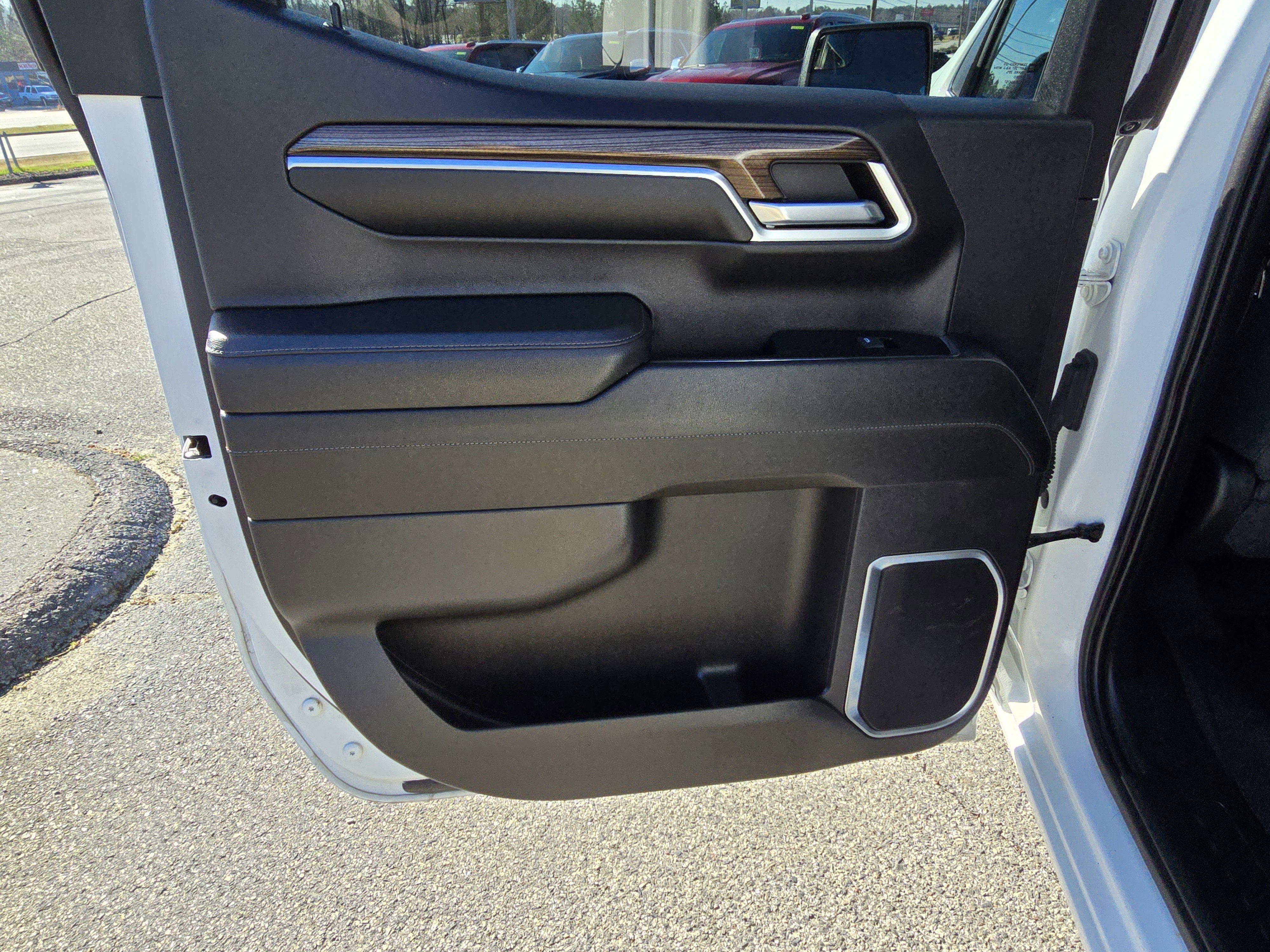 2022 Chevrolet Silverado 1500 LT (2FL)