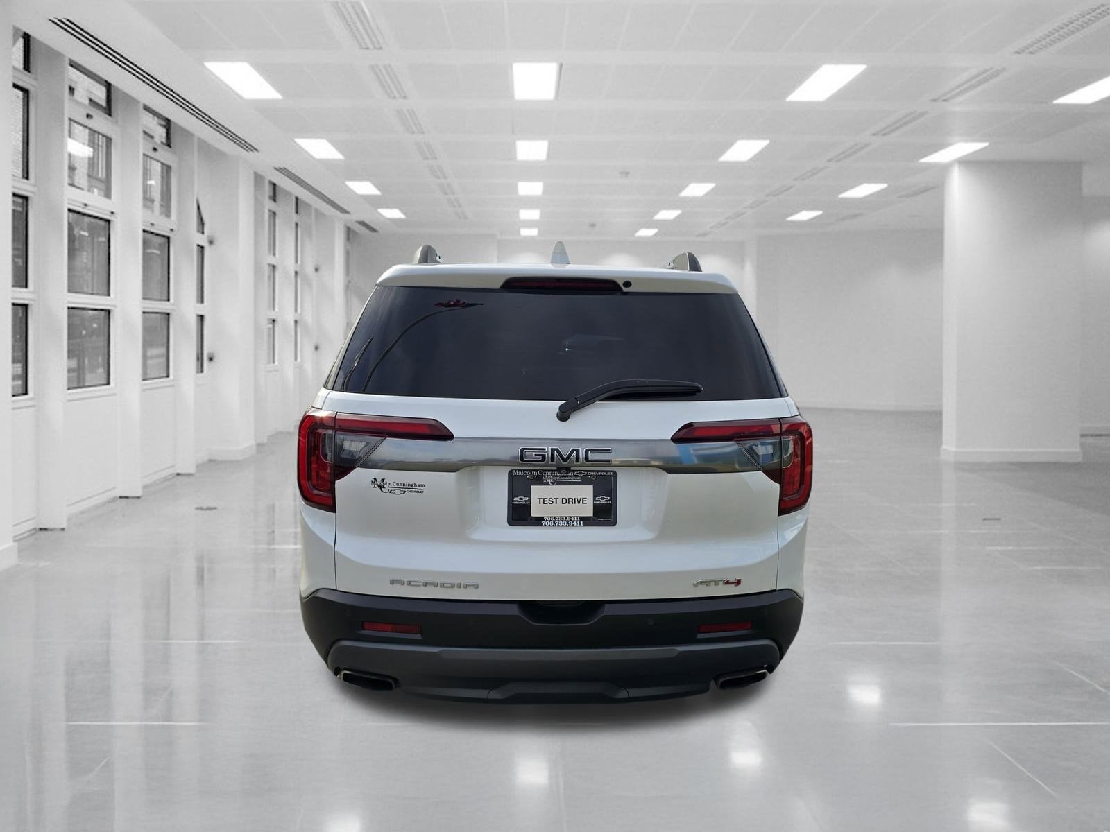 2022 GMC Acadia AT4