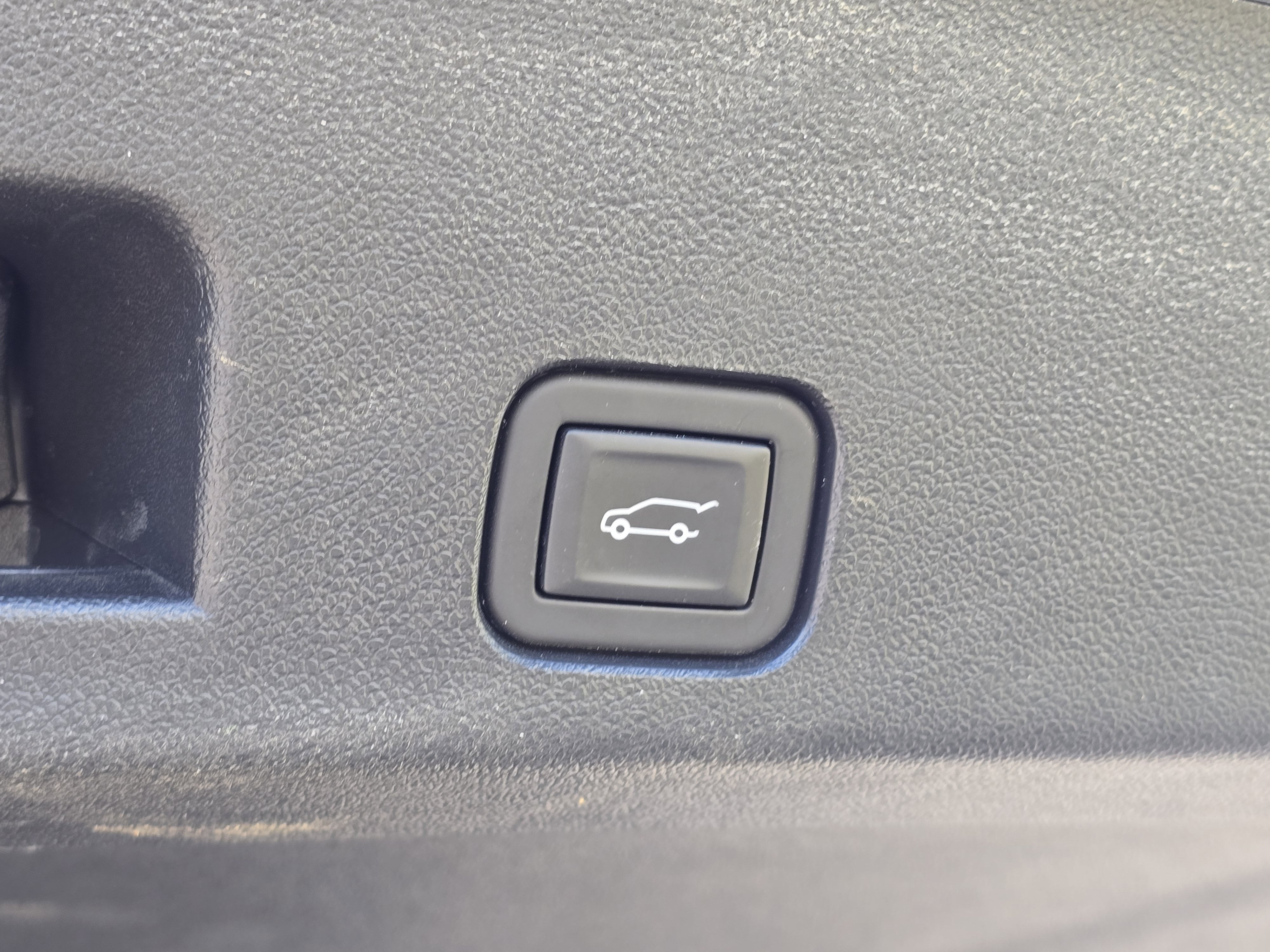 2024 Chevrolet Traverse LS