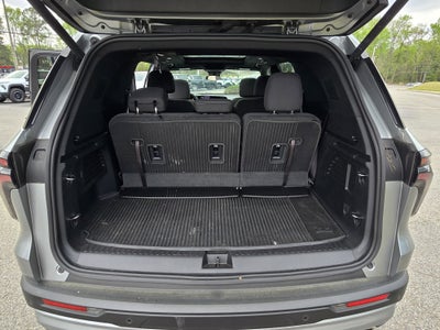 2024 Chevrolet Traverse LT