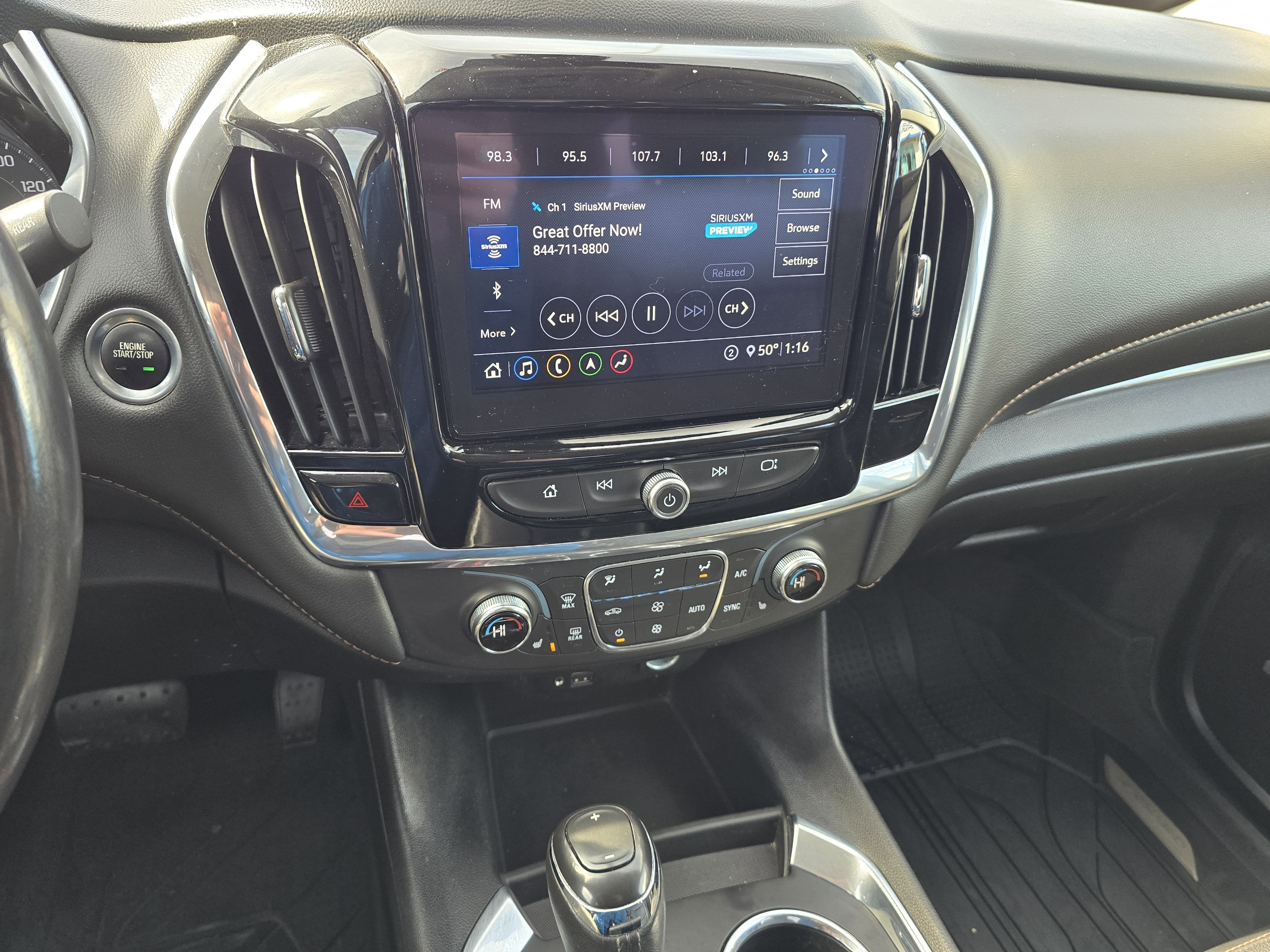 2020 Chevrolet Traverse LT Leather