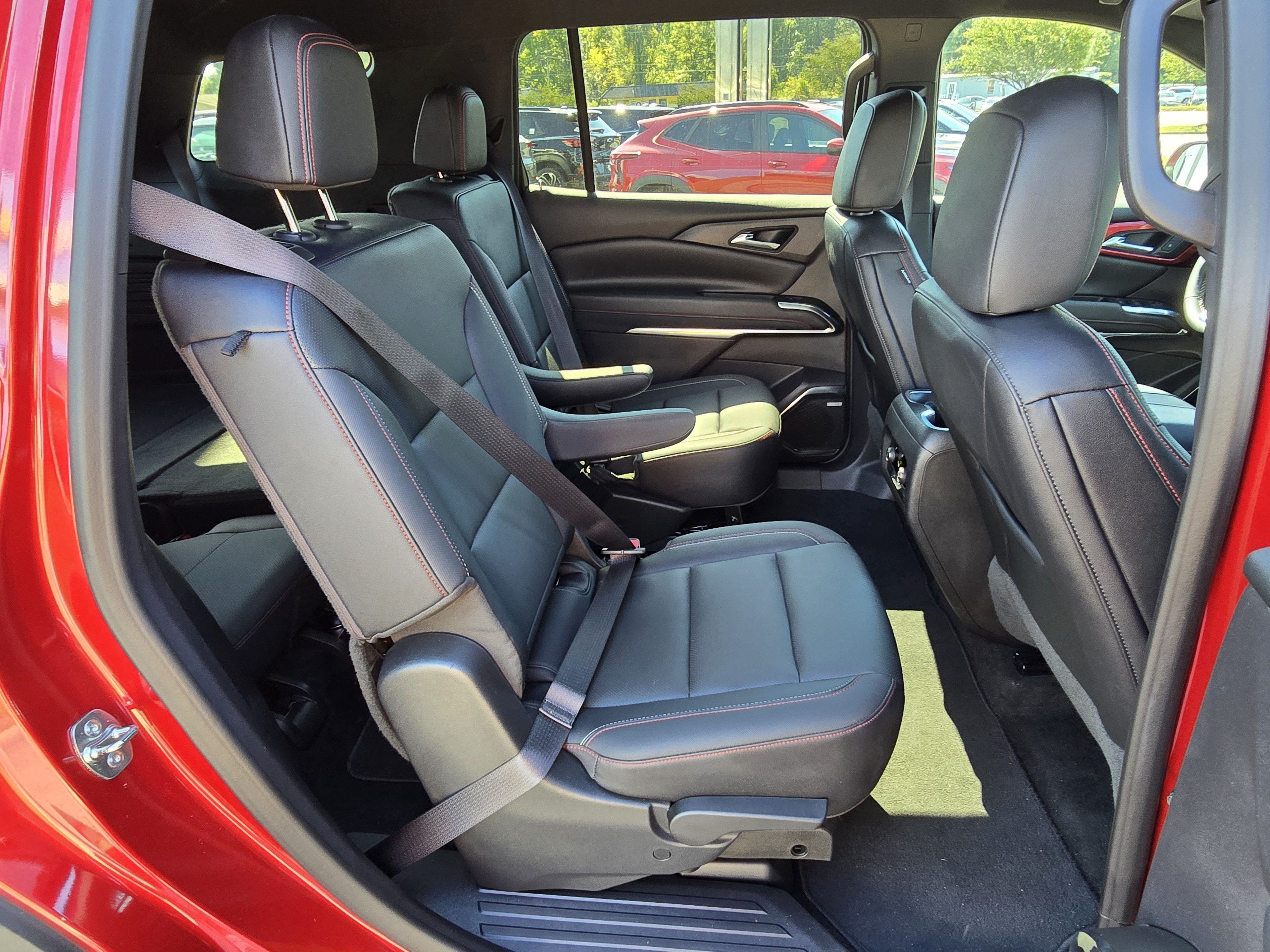 2024 Chevrolet Traverse Z71 - Photo 14