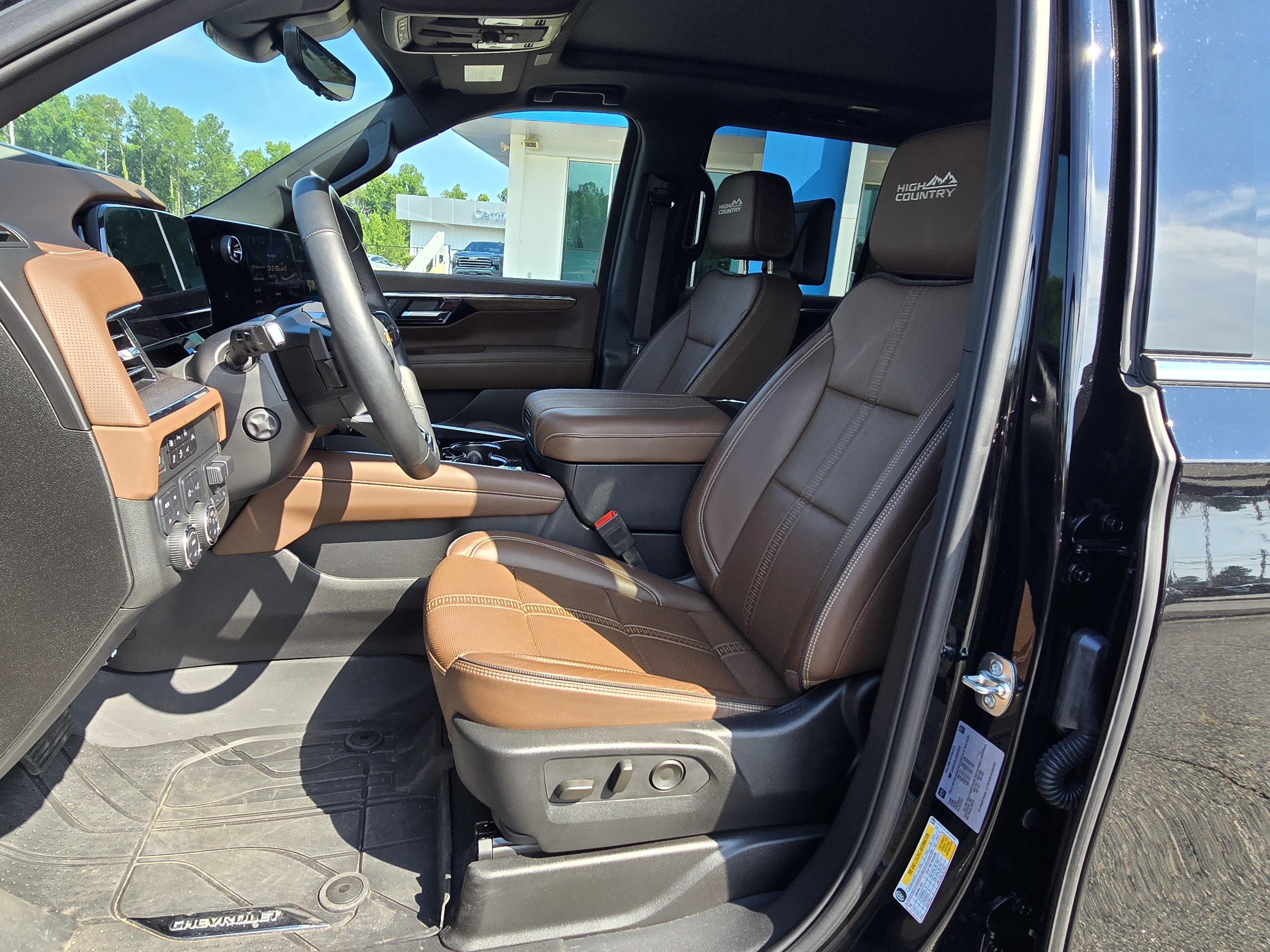 2025 Chevrolet Tahoe High Country - Photo 10