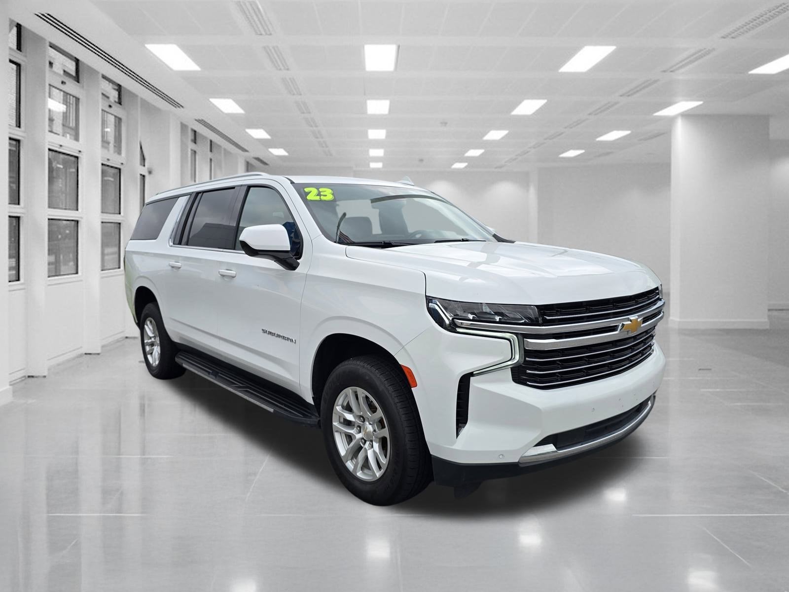 2023 Chevrolet Suburban LT