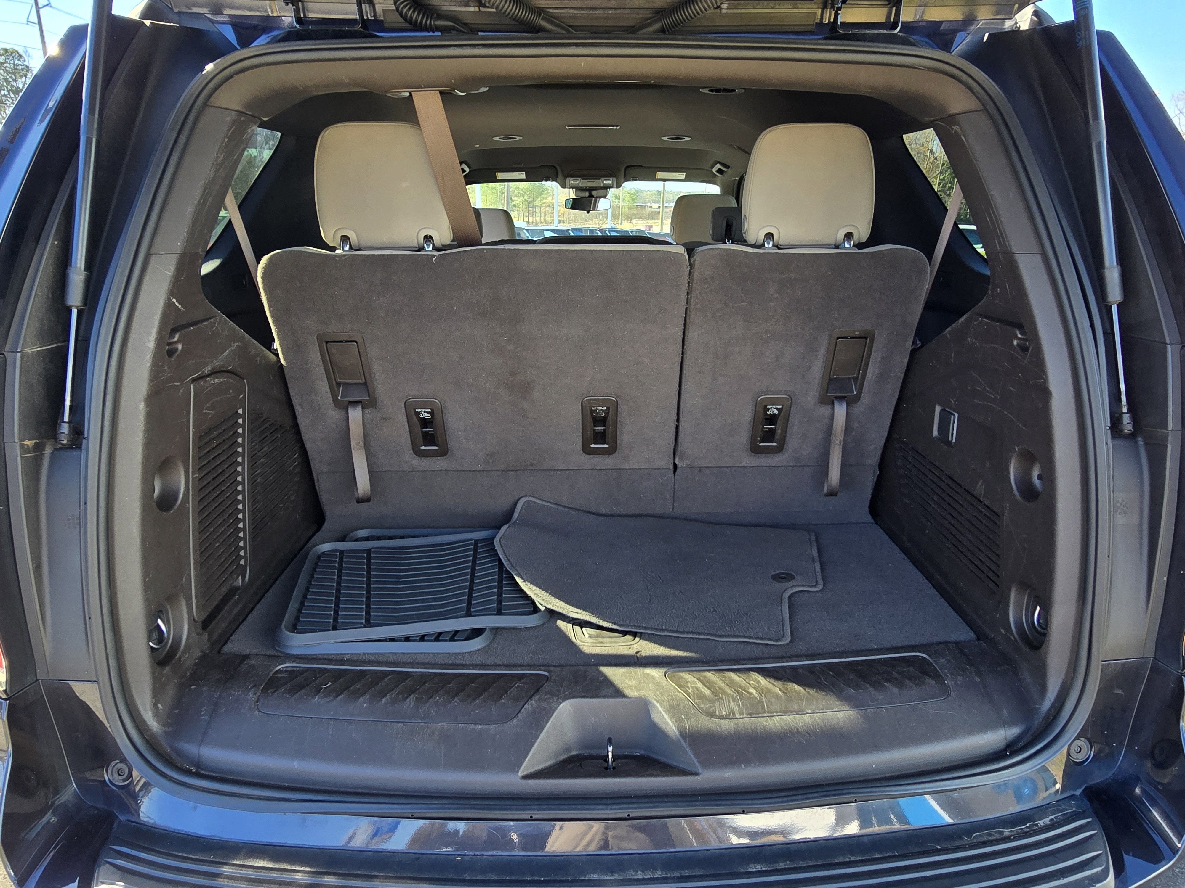 2023 Chevrolet Tahoe LS