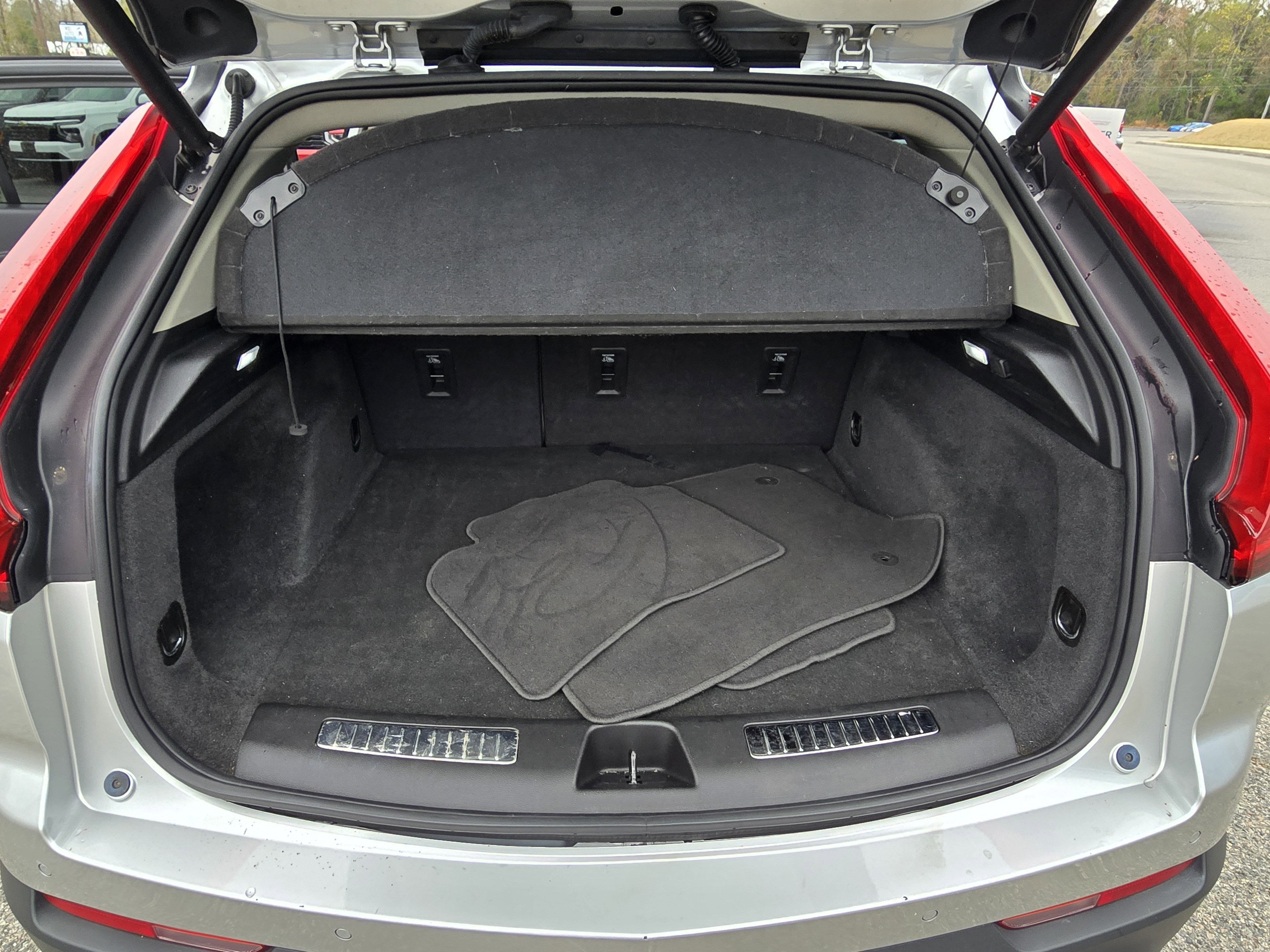 2020 Cadillac XT4 Premium Luxury