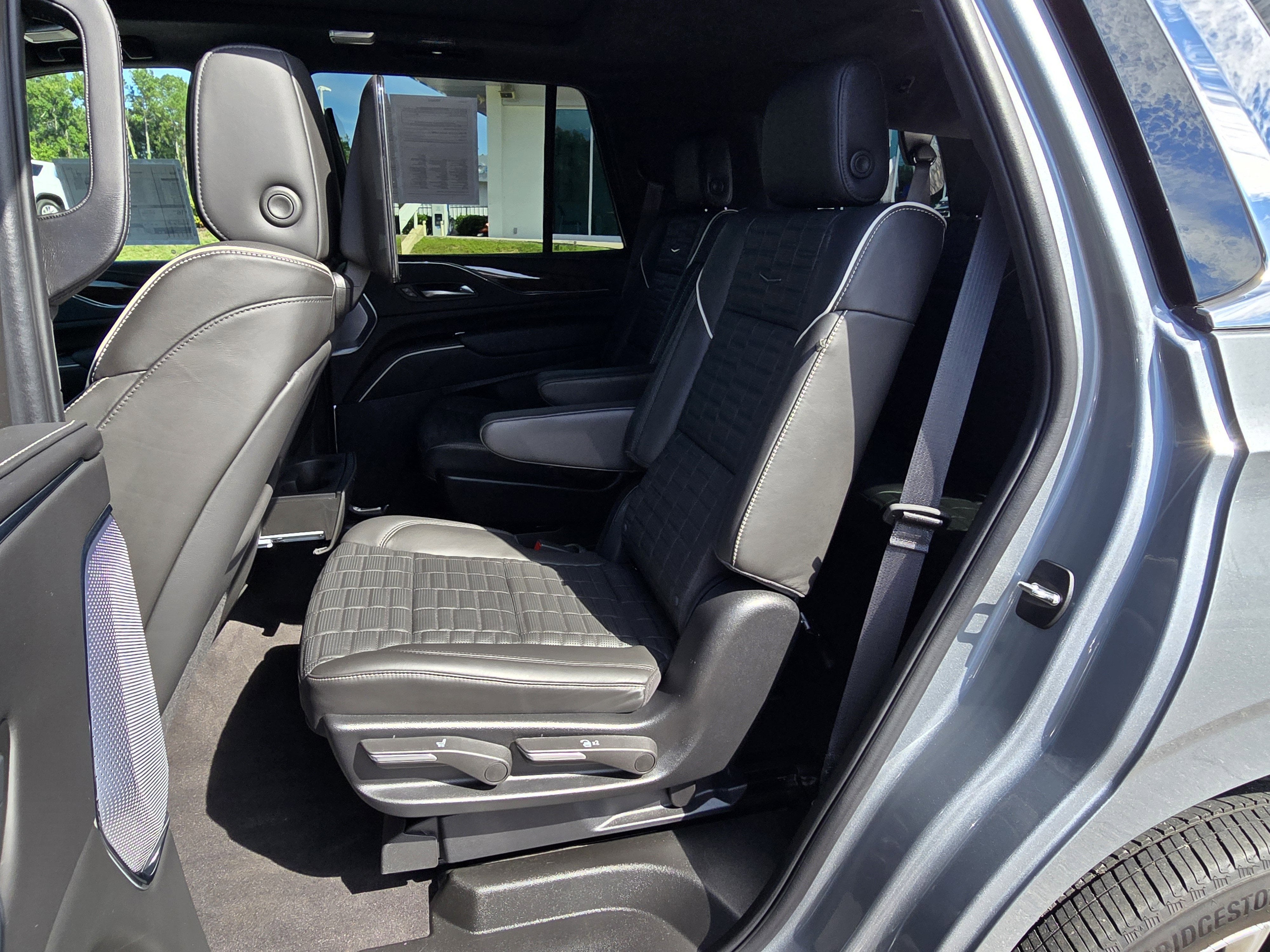 2024 Cadillac Escalade Premium Luxury Platinum