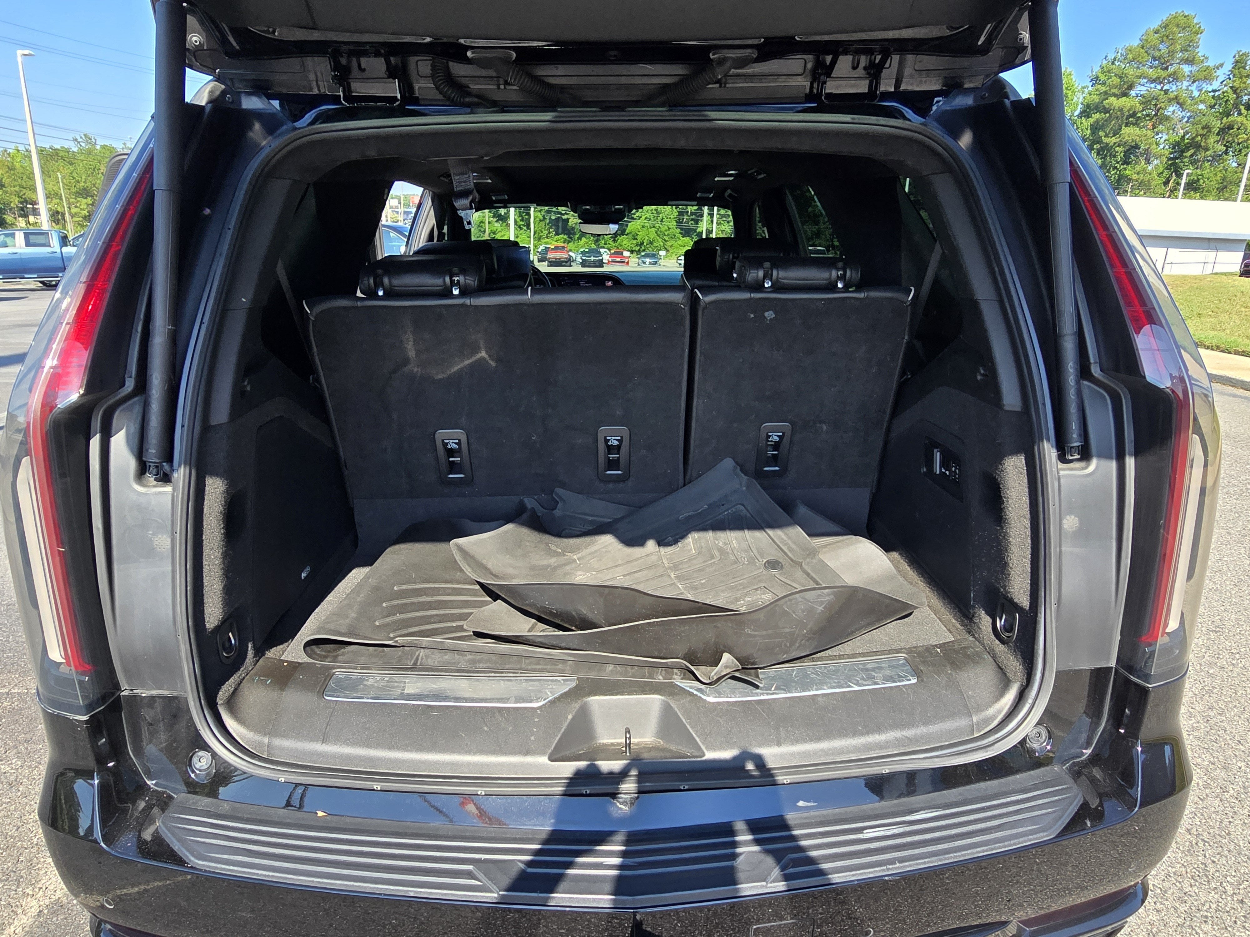 2023 Cadillac Escalade Sport Platinum