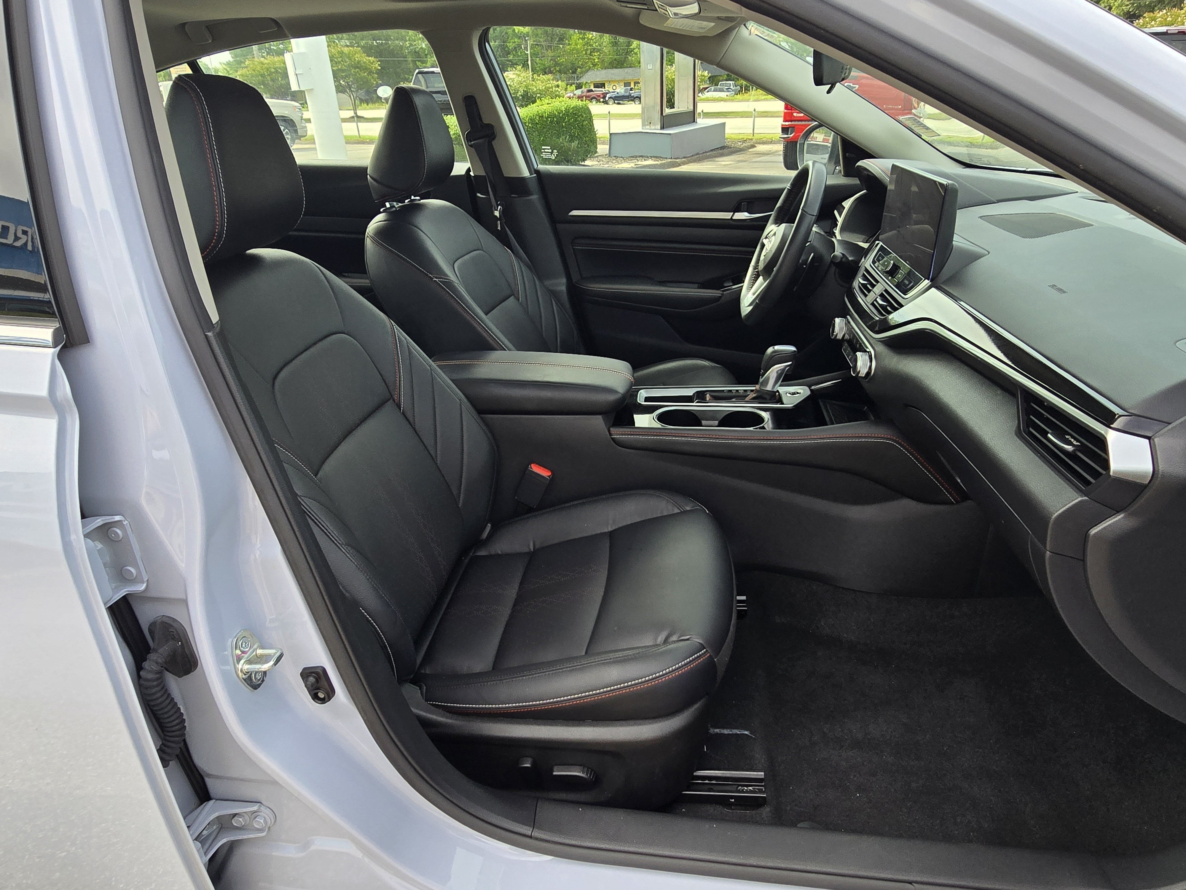 2023 Nissan Altima SR FWD