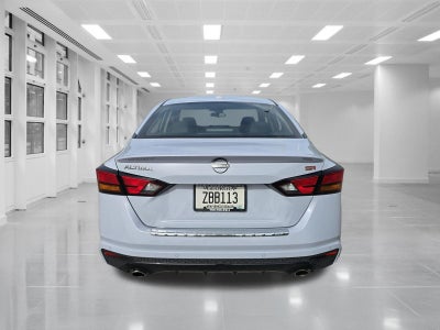 2023 Nissan Altima SR FWD