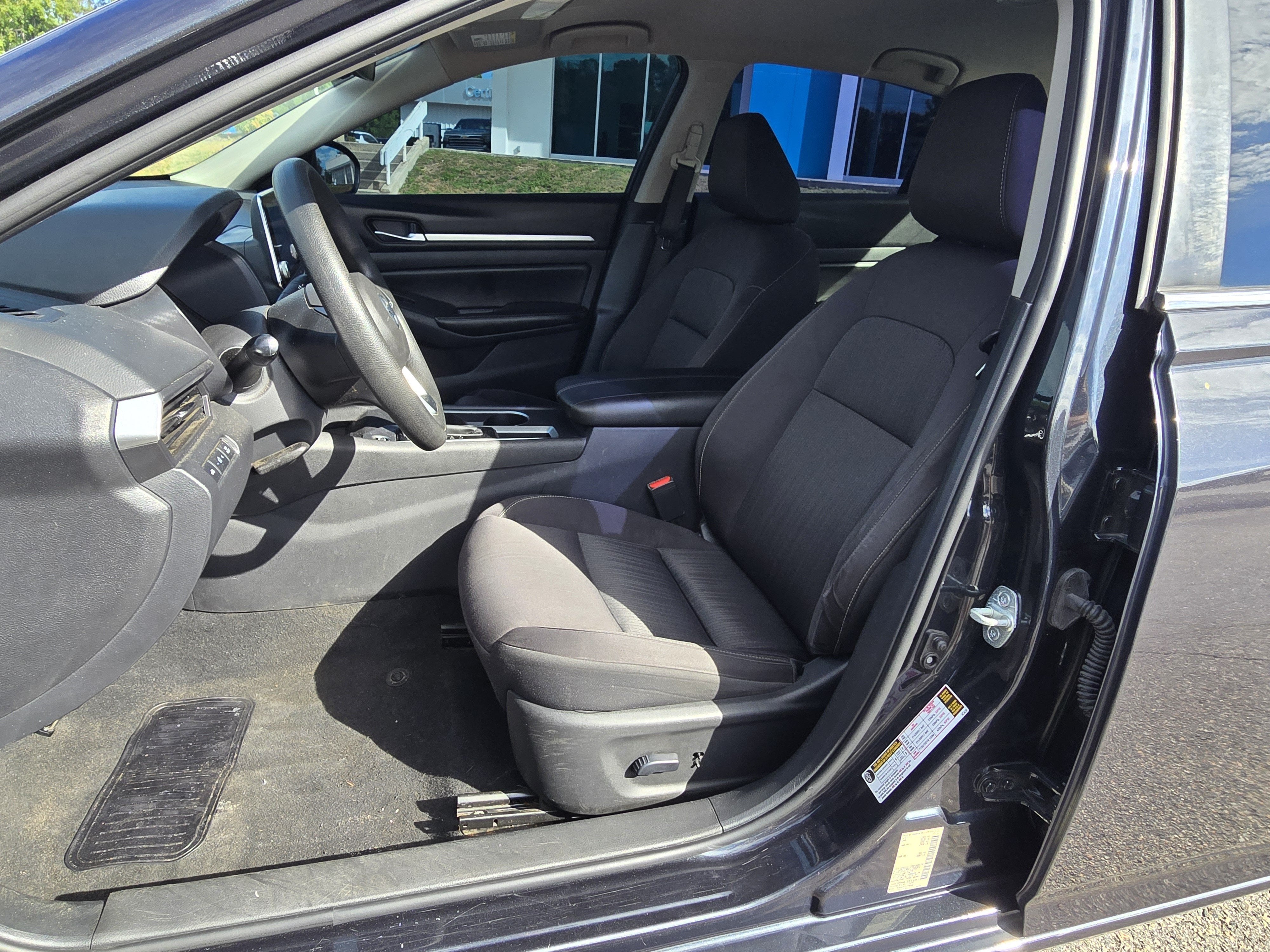 2022 Nissan Altima SV FWD