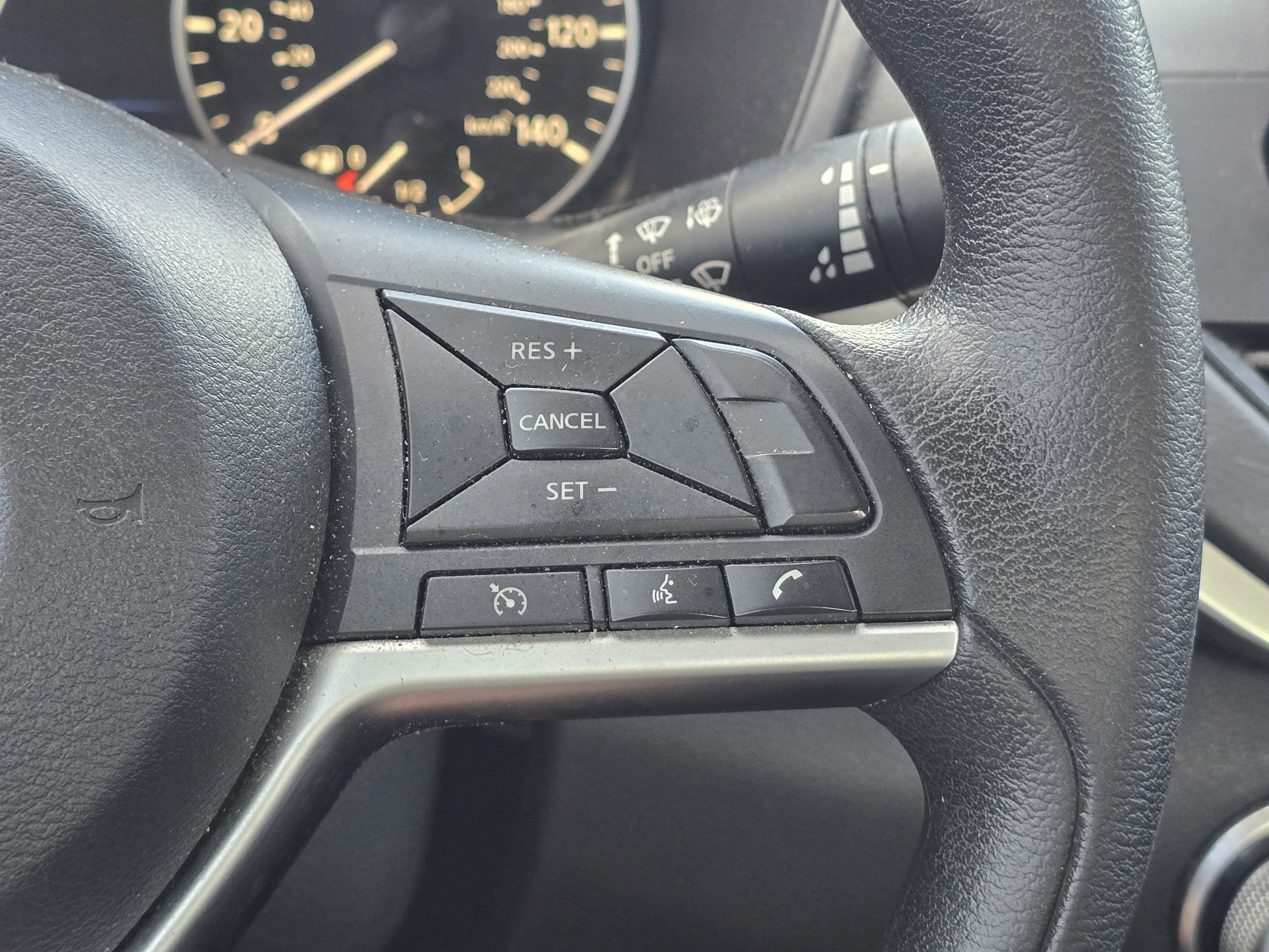 2022 Nissan Altima SV FWD