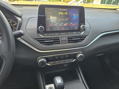 2022 Nissan Altima SV FWD