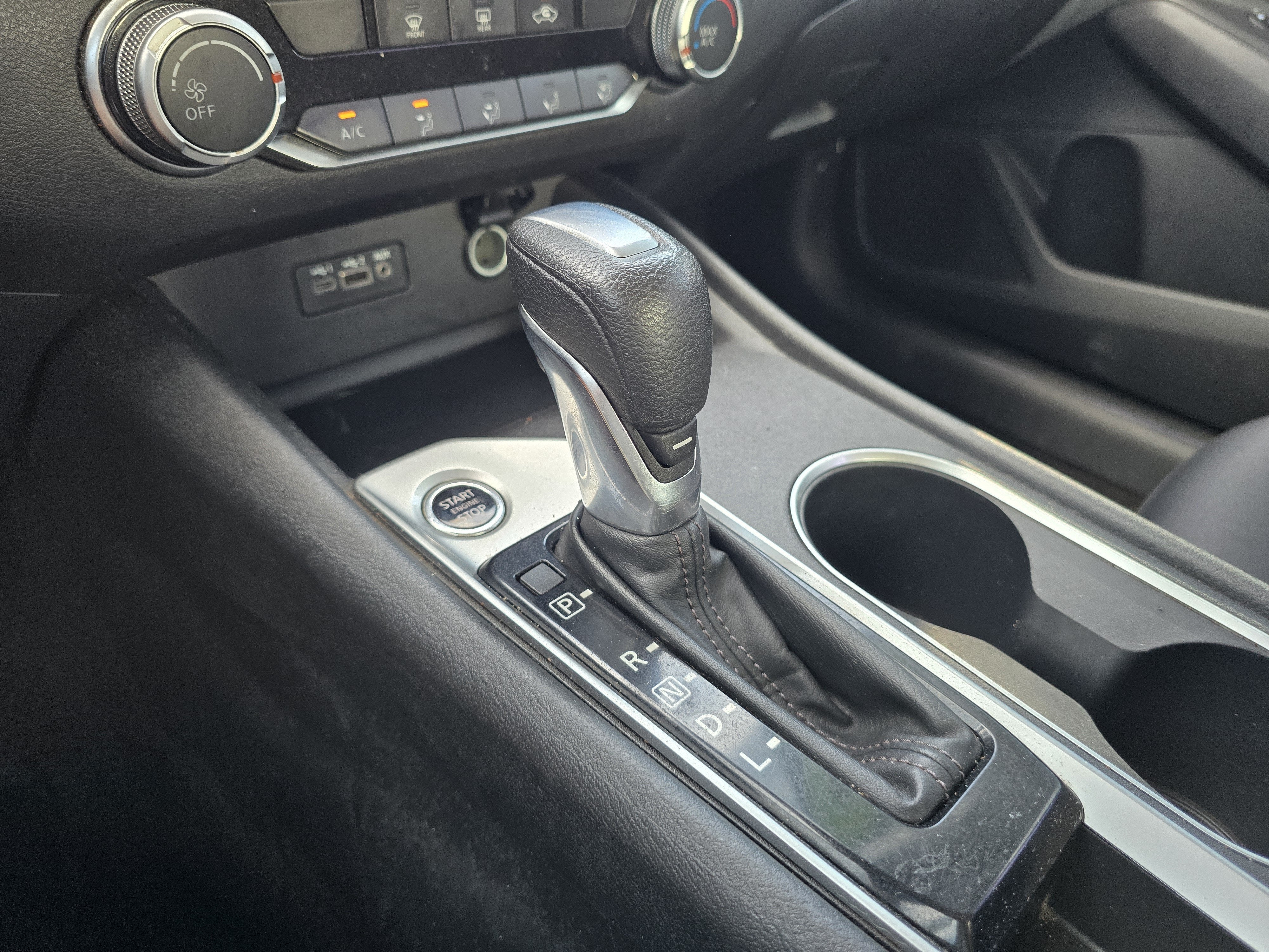 2022 Nissan Altima SV FWD
