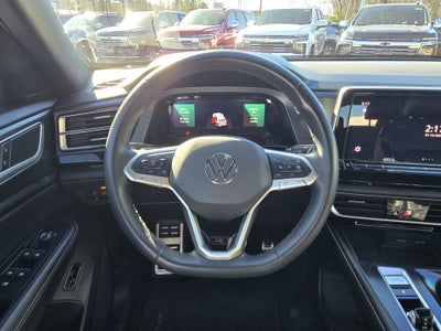 2024 Volkswagen Atlas Cross Sport 2.0T SEL R-Line