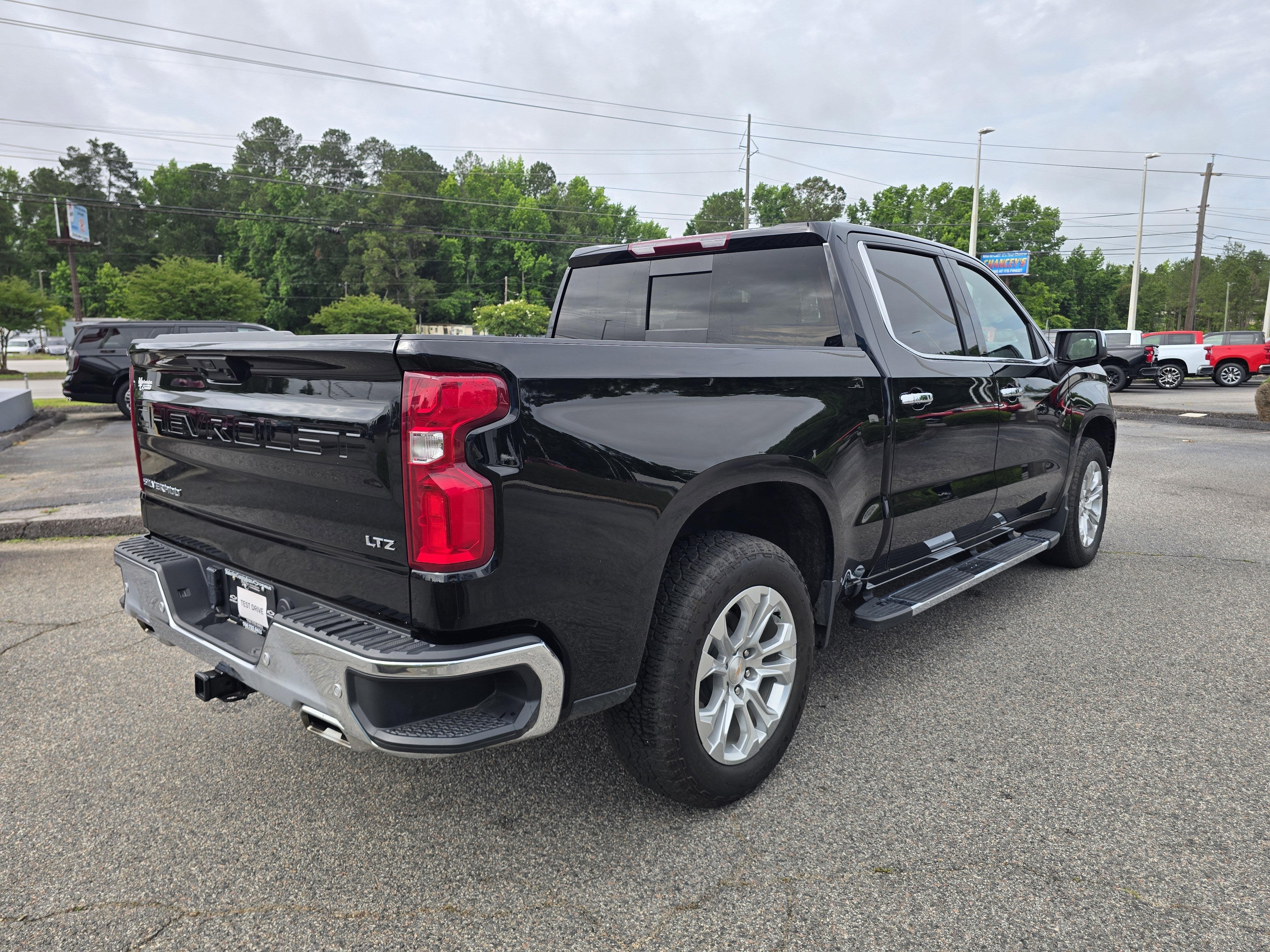 2024 Chevrolet Silverado 1500 LTZ