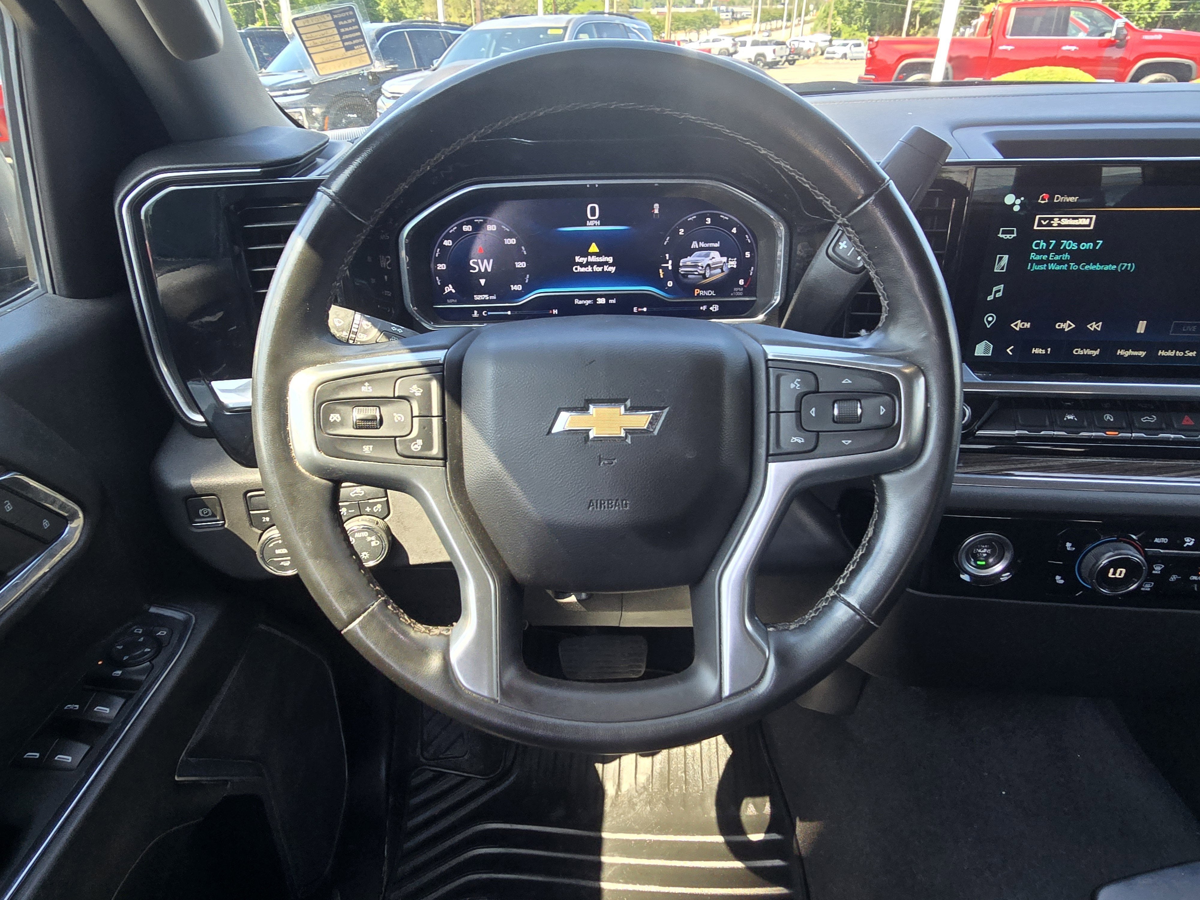 2024 Chevrolet Silverado 1500 LT (2FL)