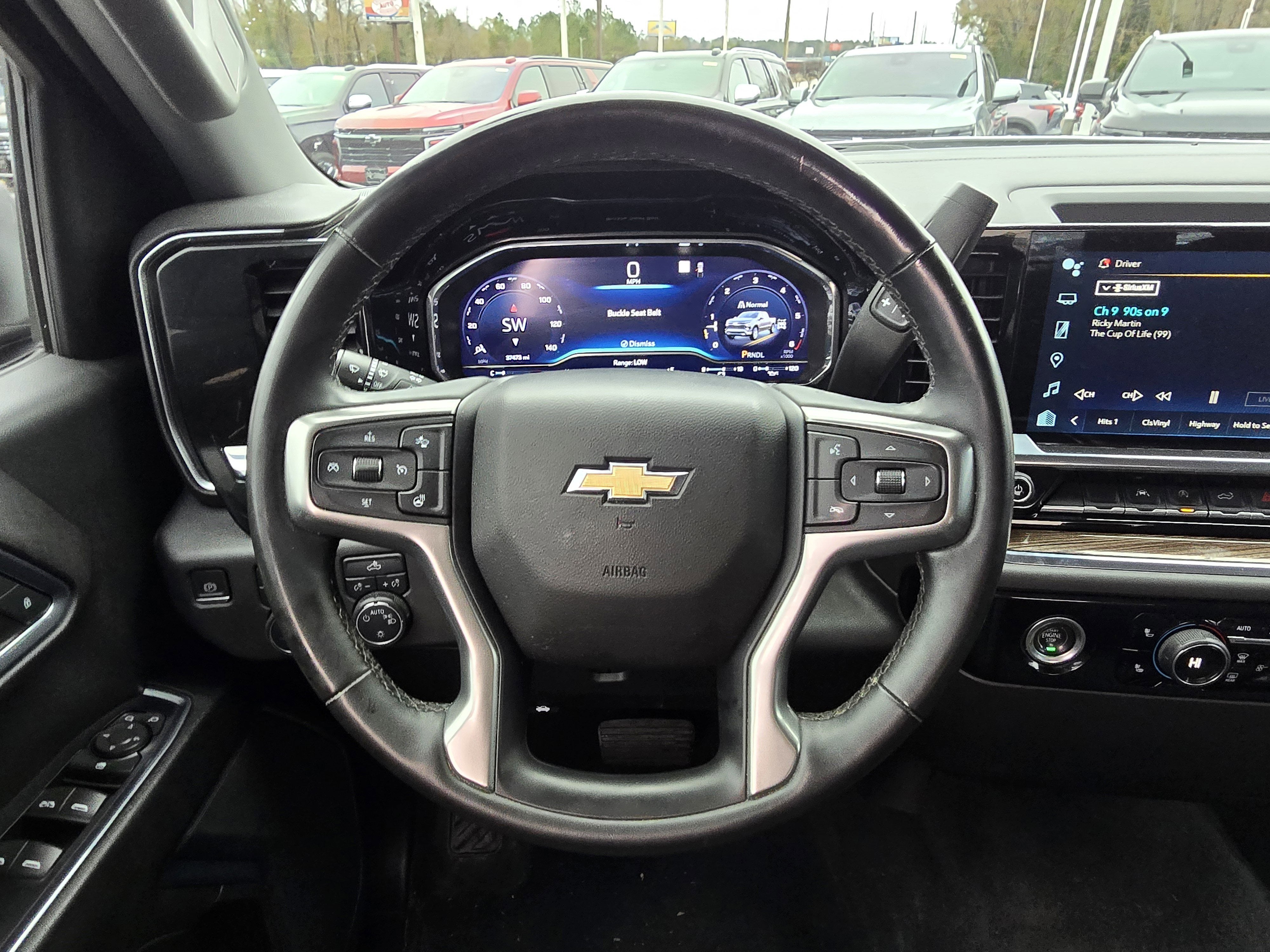 2023 Chevrolet Silverado 1500 LT (2FL)