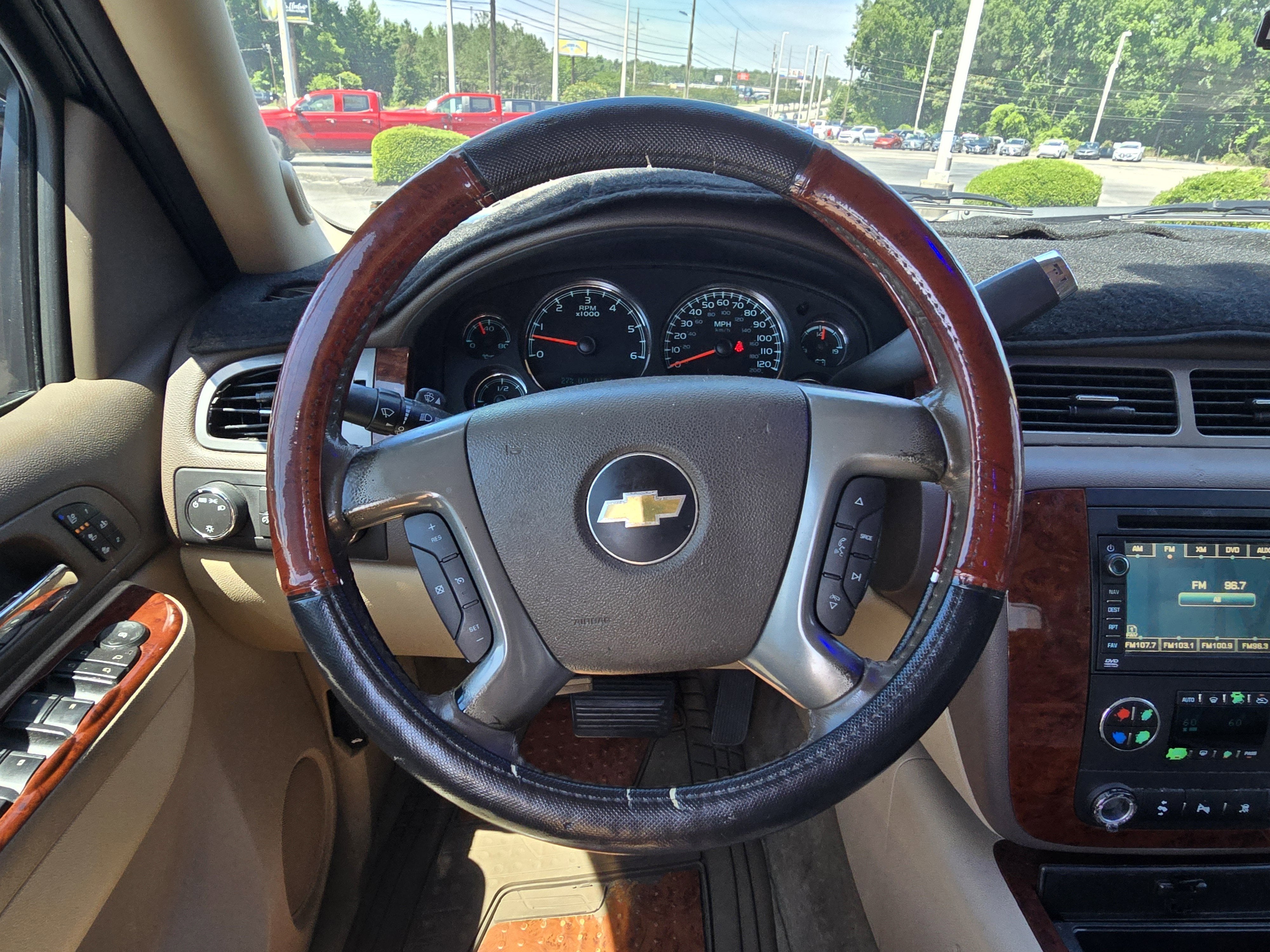 2011 Chevrolet Avalanche LTZ