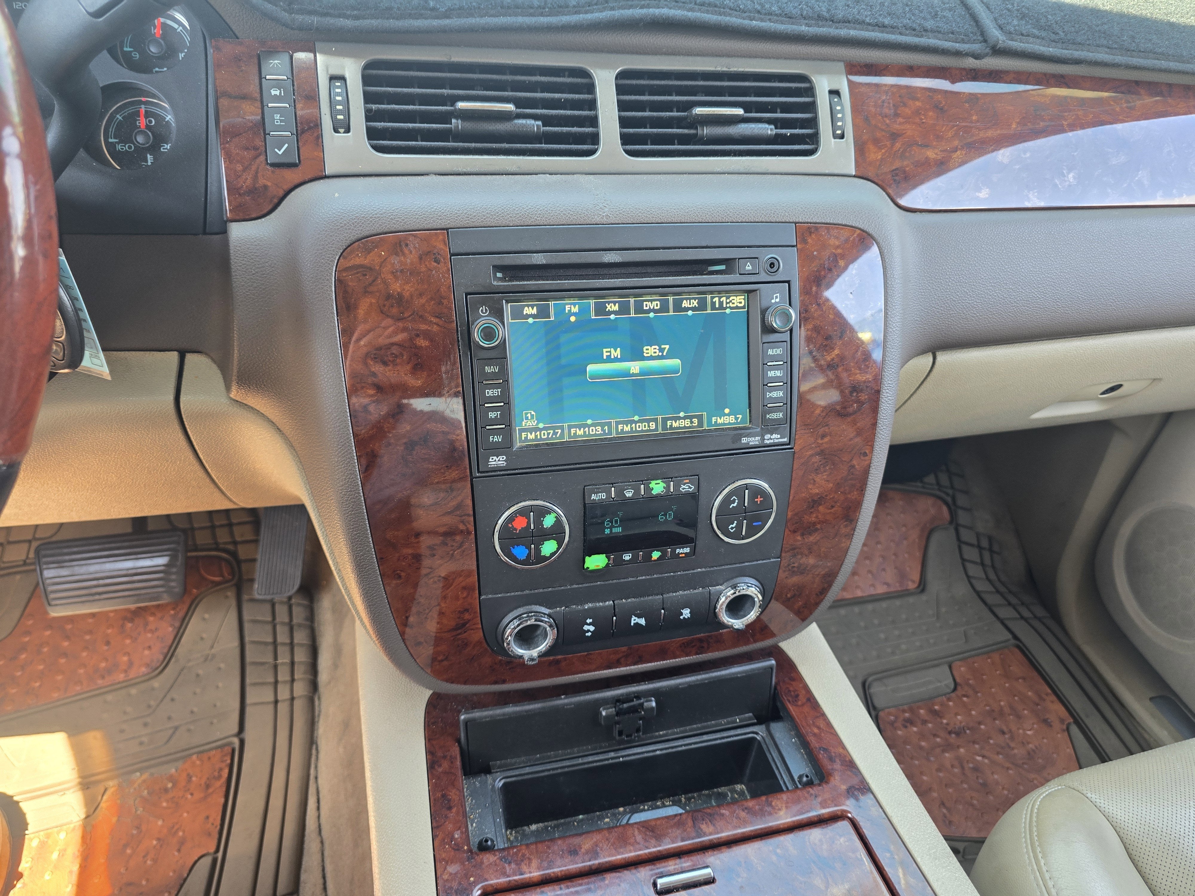 2011 Chevrolet Avalanche LTZ