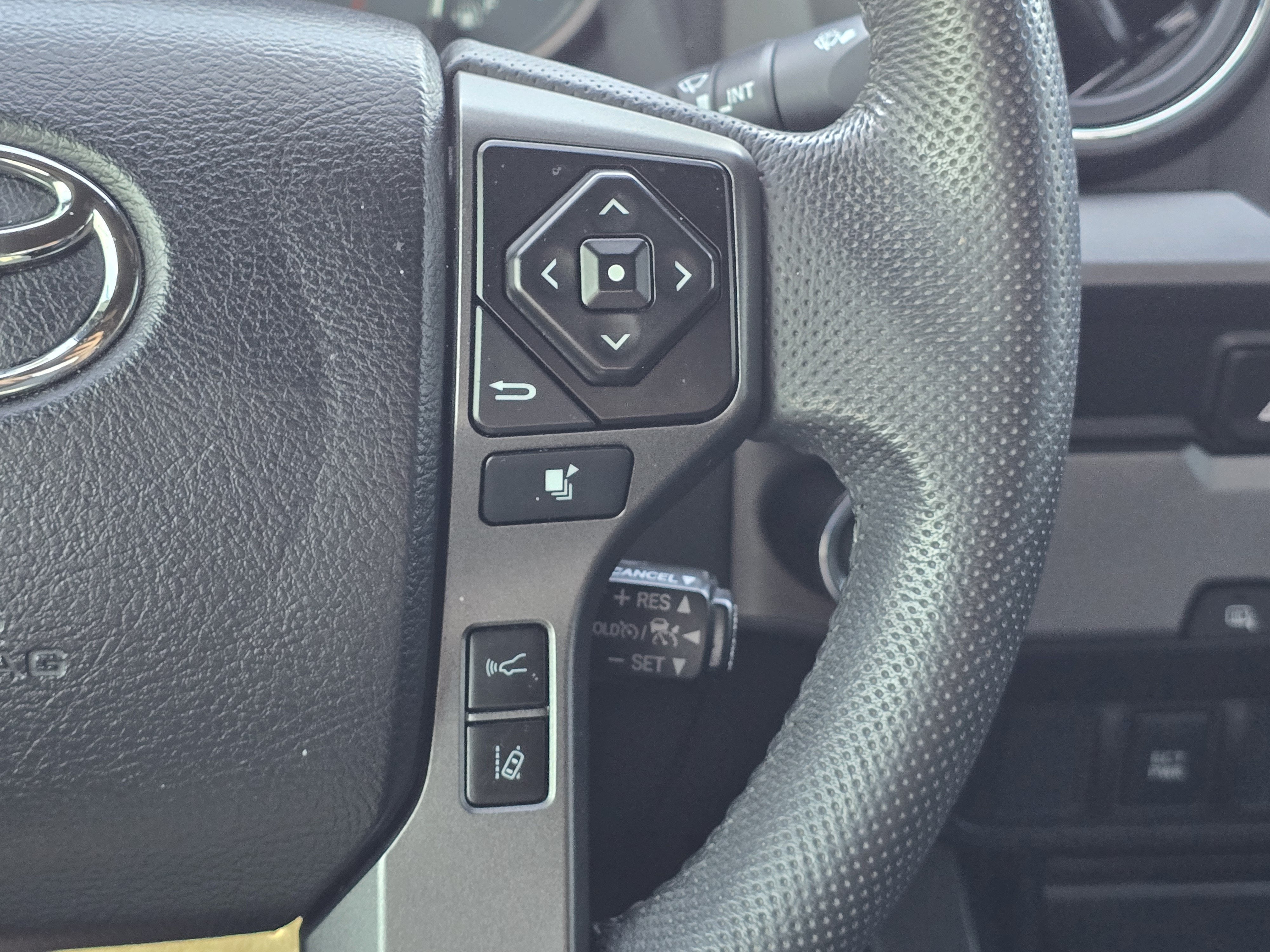 2021 Toyota Tacoma 2WD SR5