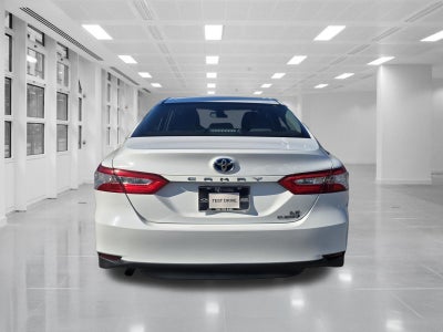 2018 Toyota Camry Hybrid LE