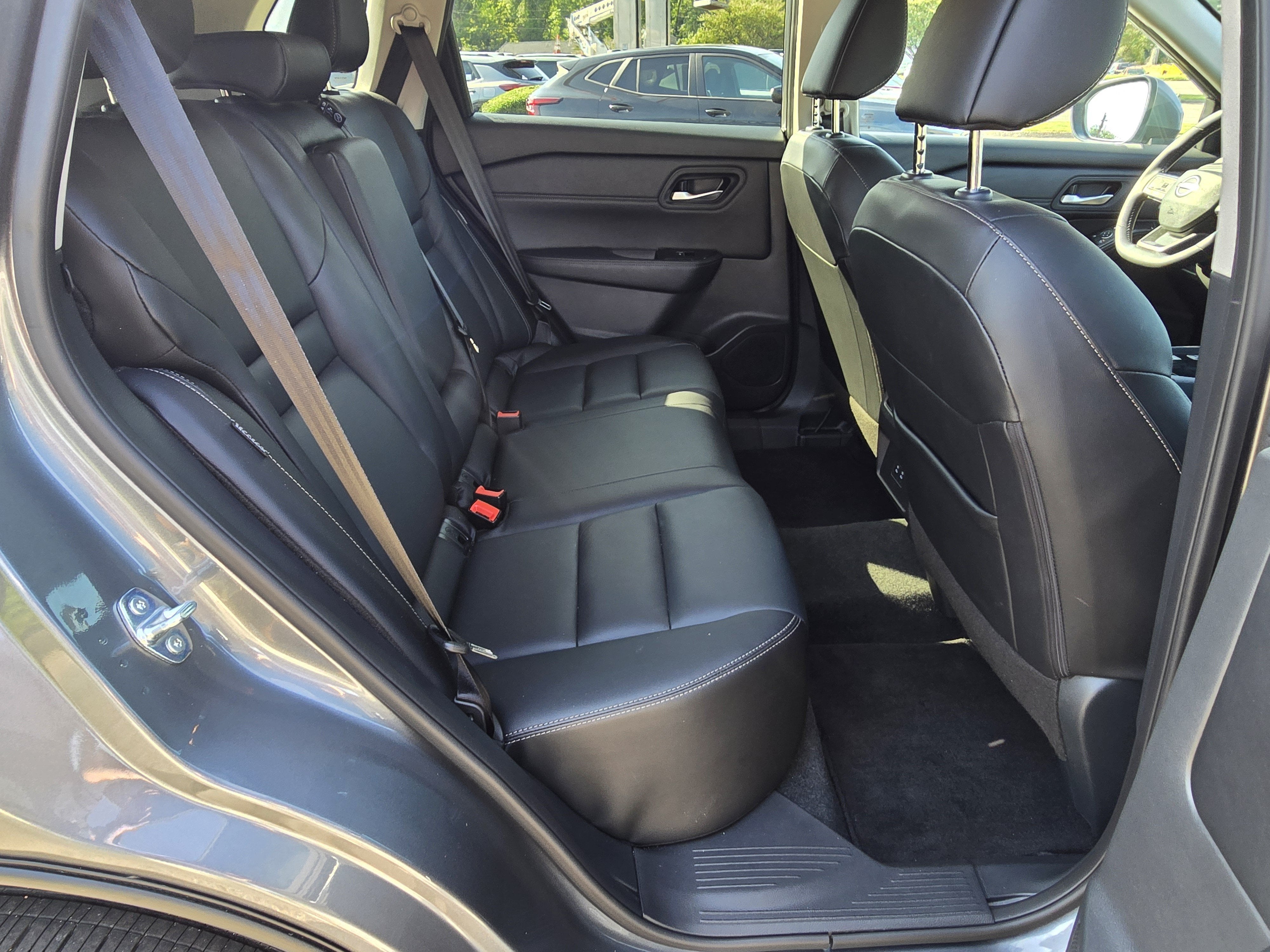 2026 Nissan Rogue SL