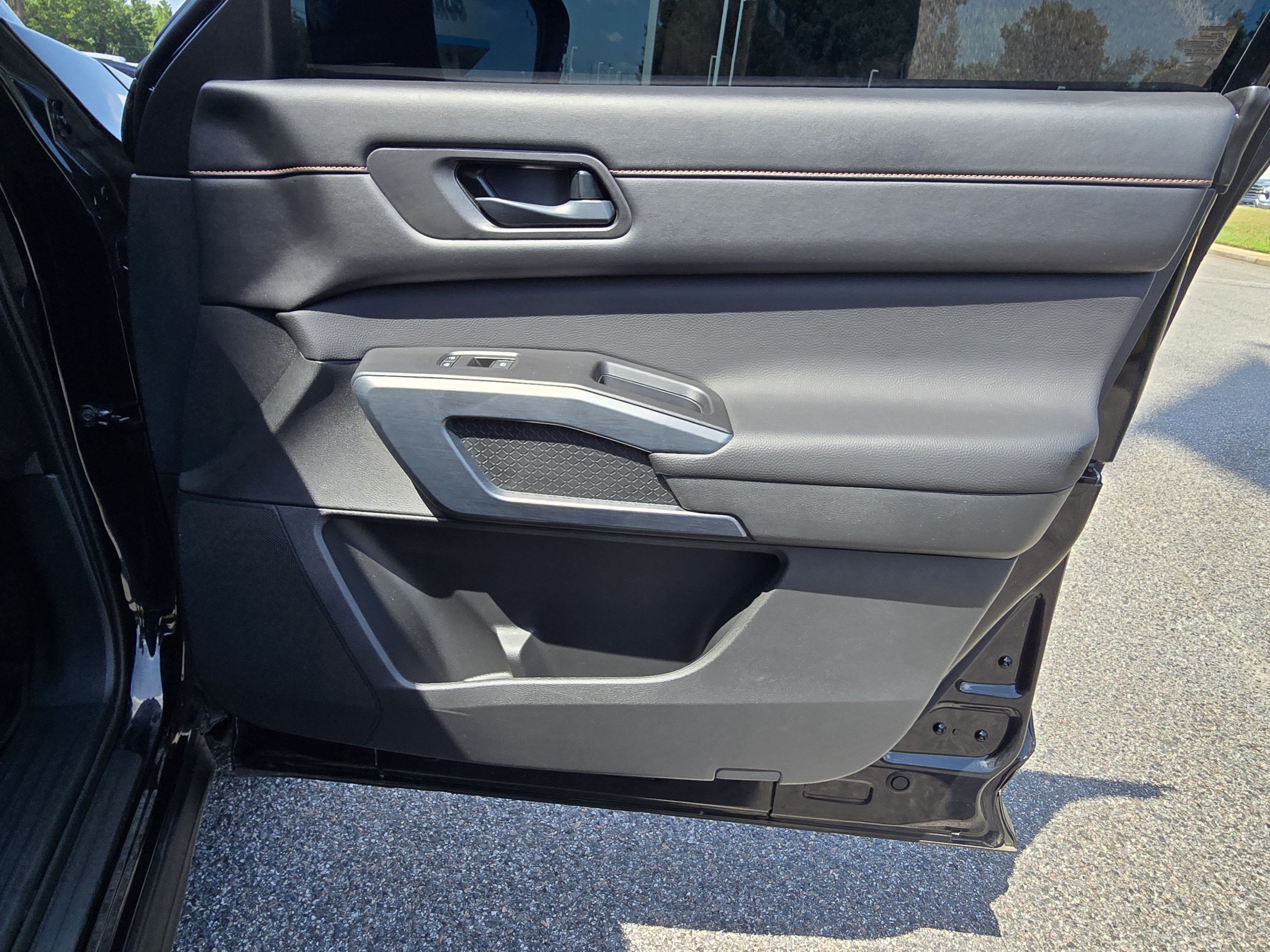 2025 Nissan Pathfinder Rock Creek 4WD