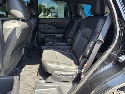 2025 Nissan Pathfinder Rock Creek 4WD