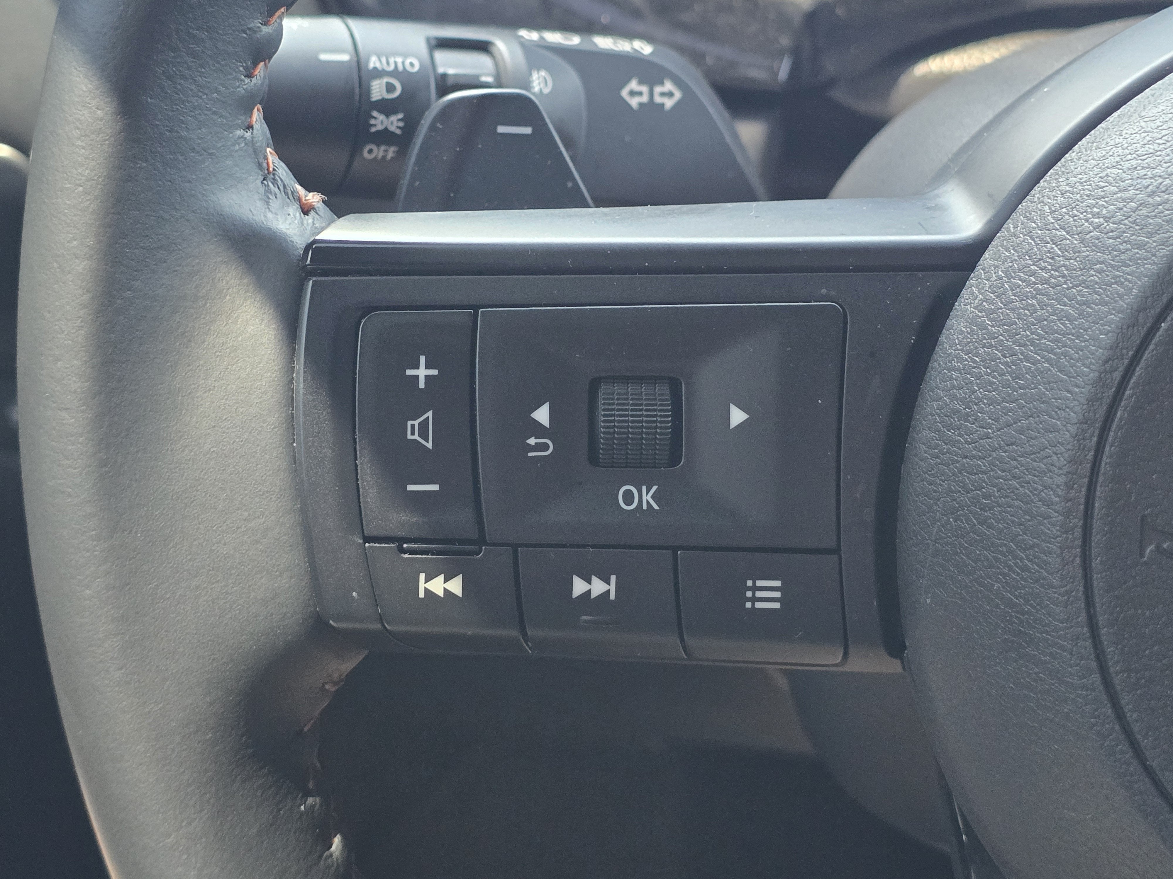 2025 Nissan Pathfinder Rock Creek 4WD