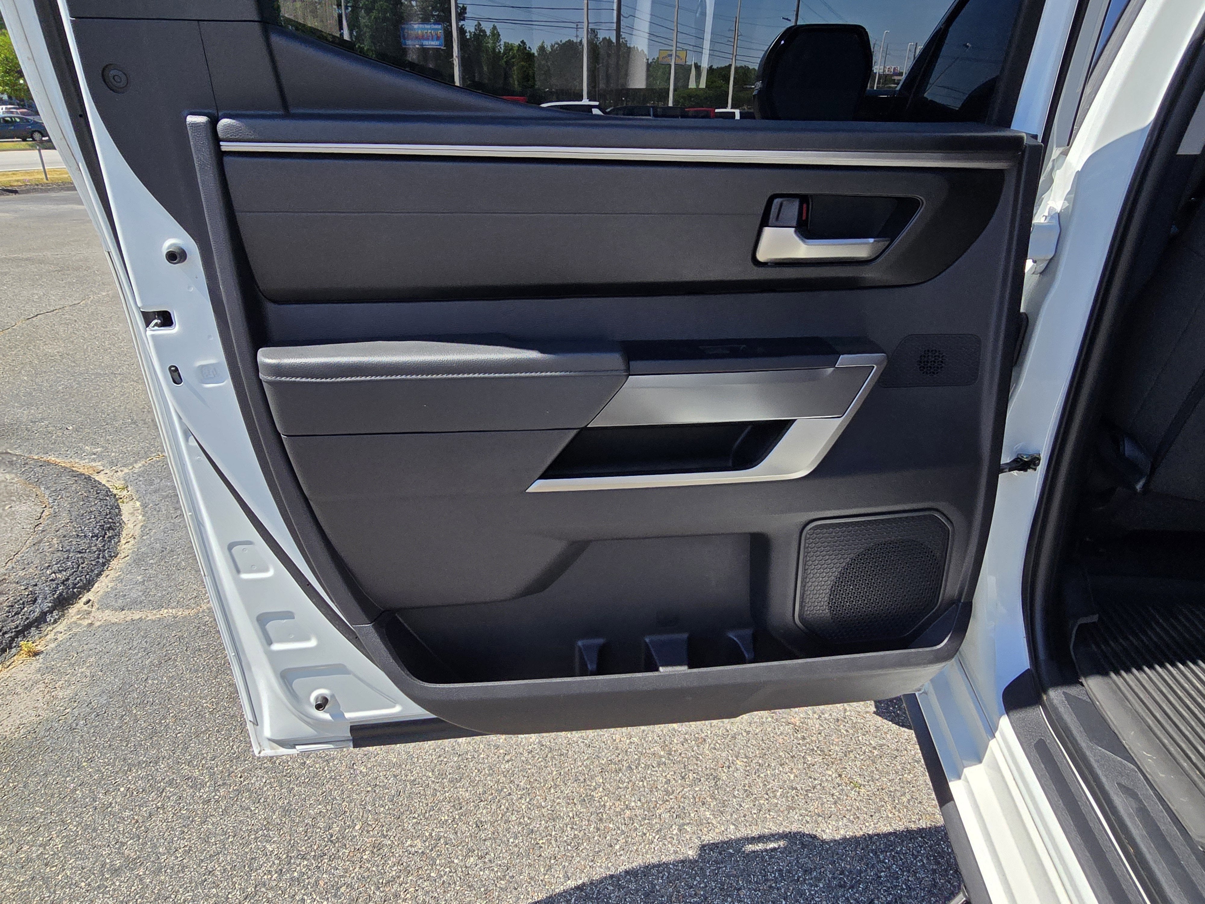 2023 Toyota Tundra 2WD SR5