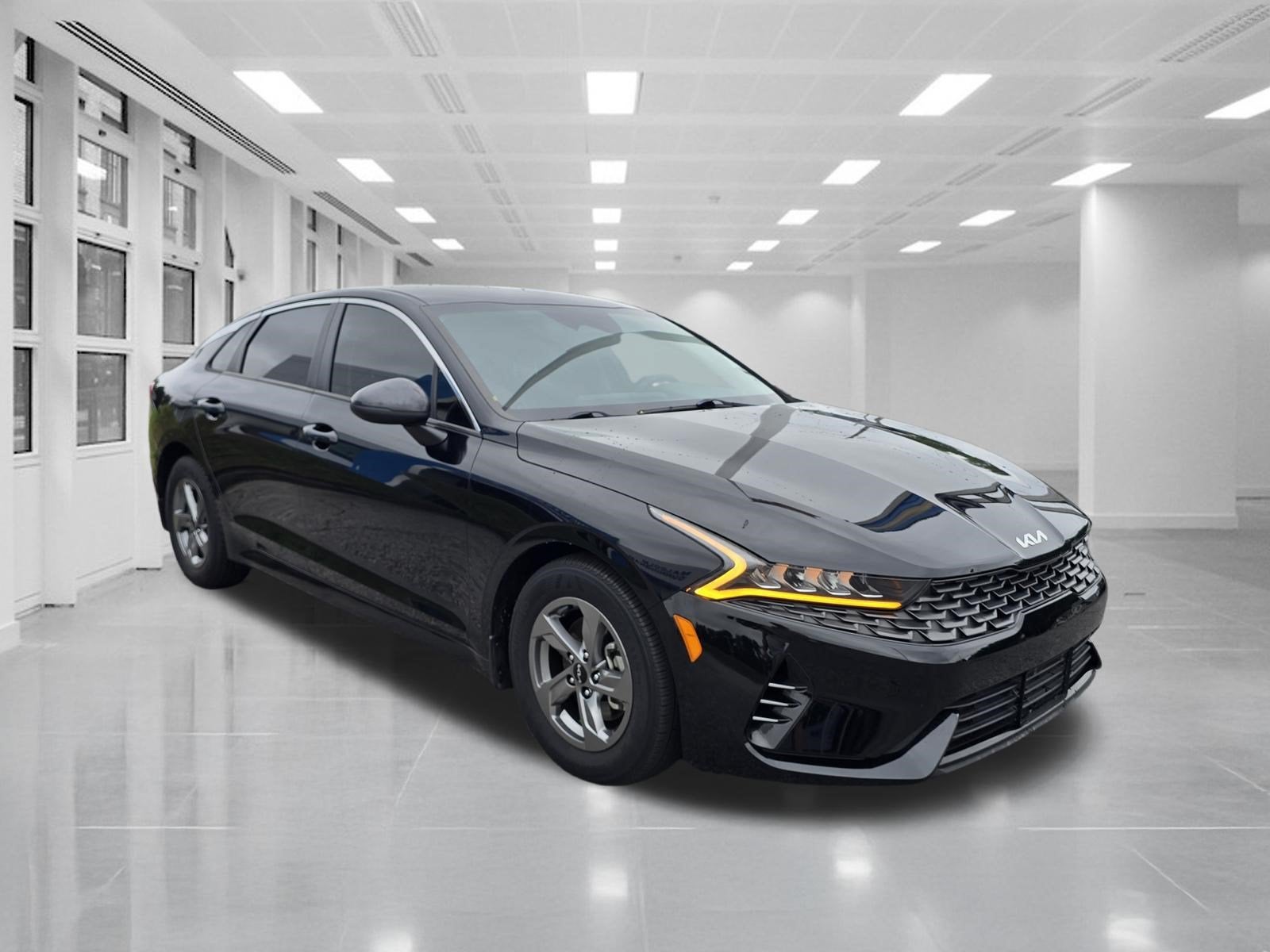 2022 Kia K5 LXS