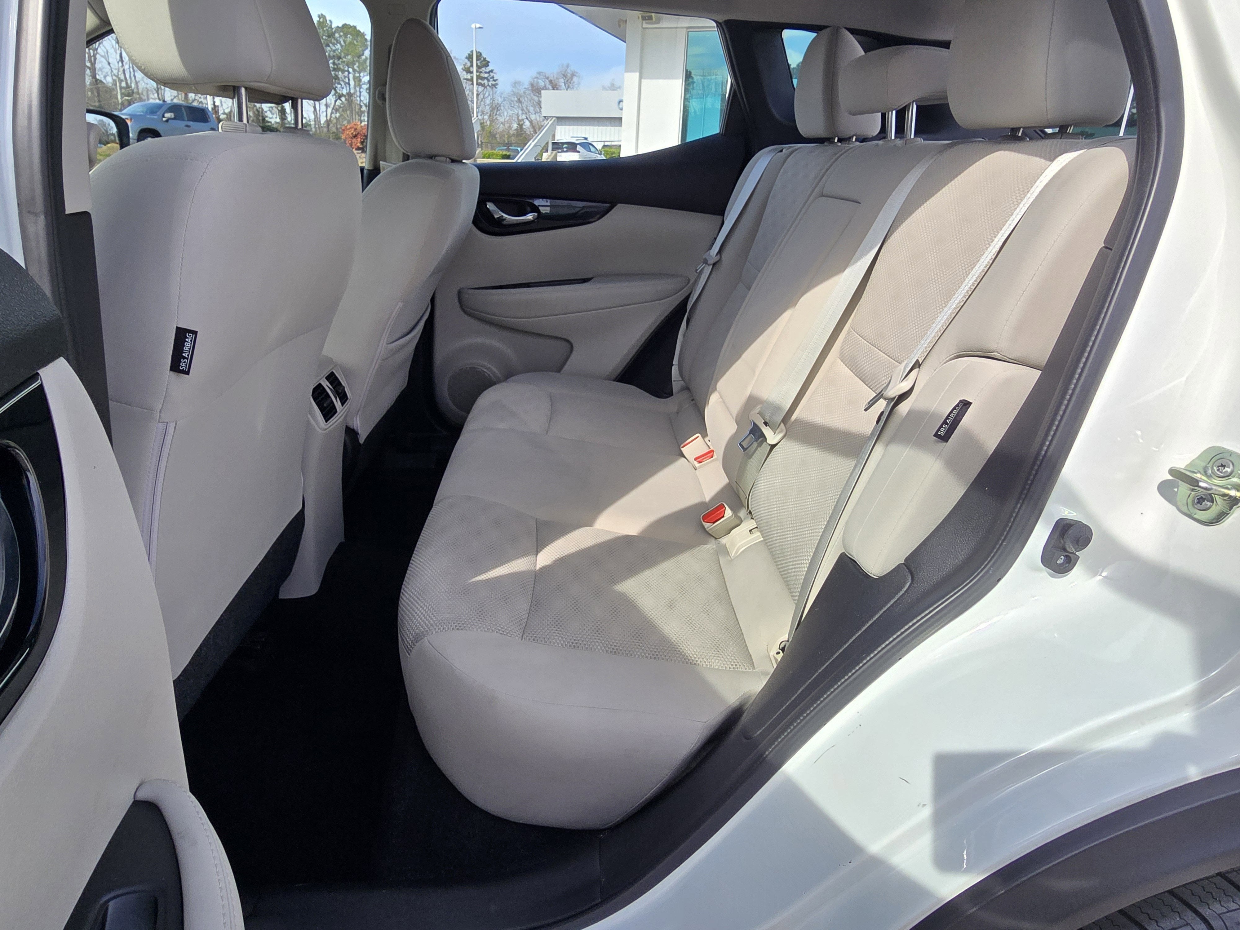 2022 Nissan Rogue Sport SV