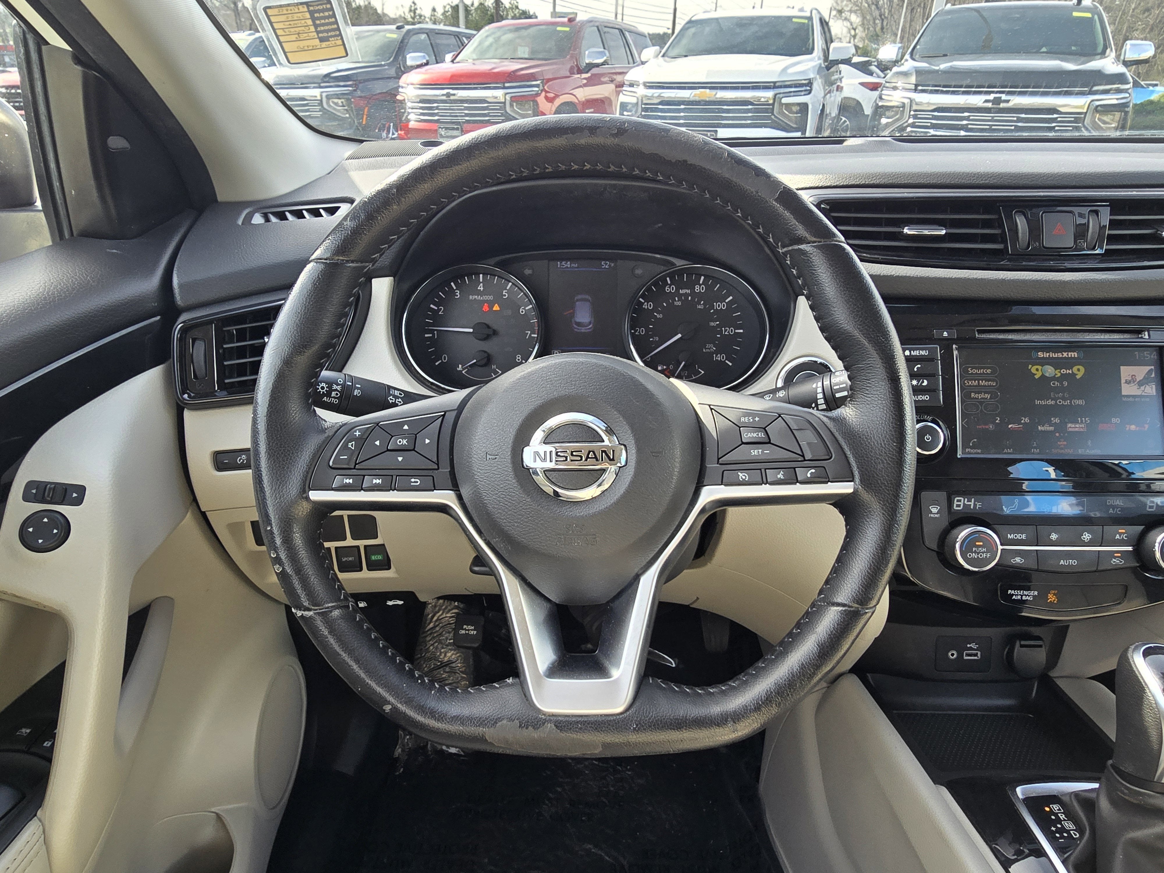 2022 Nissan Rogue Sport SV