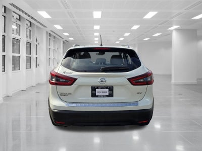 2022 Nissan Rogue Sport SV