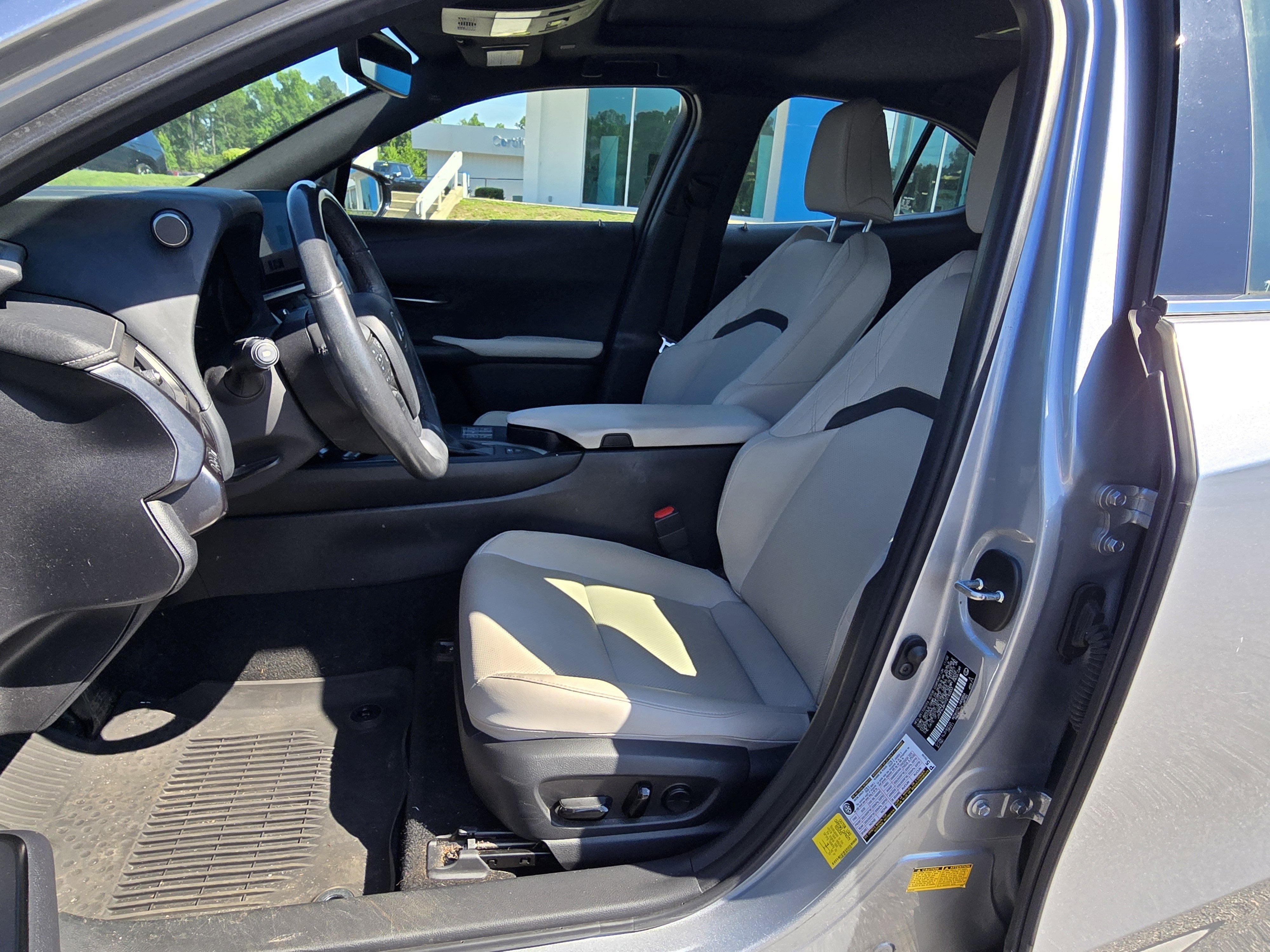 2023 Lexus UX 250h Premium