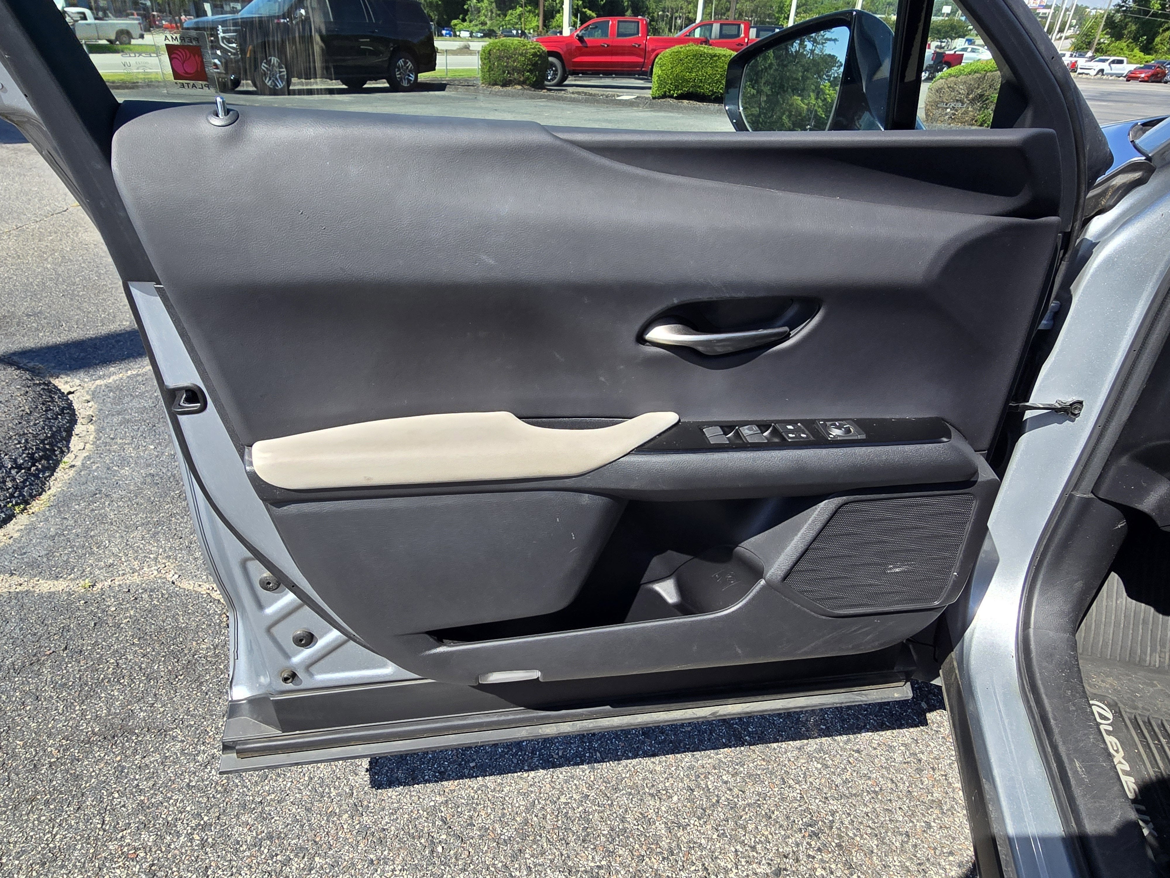 2023 Lexus UX 250h Premium
