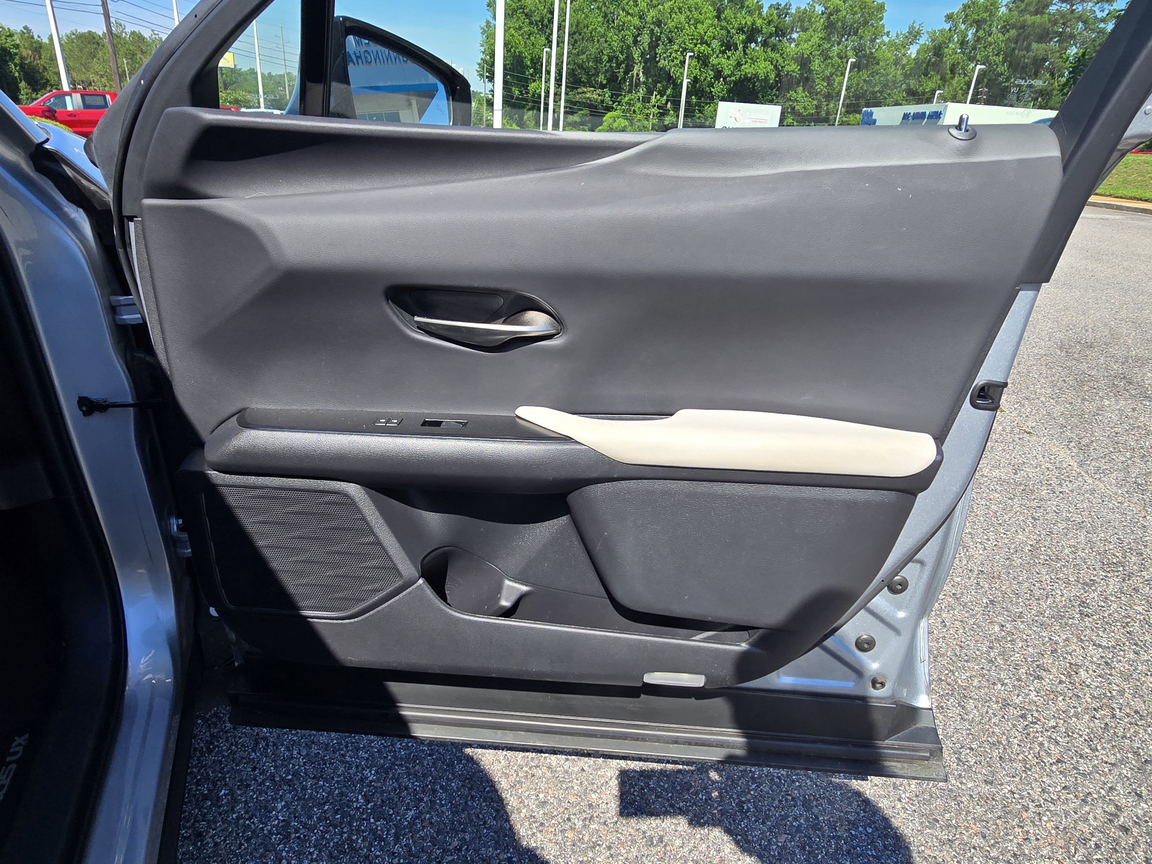 2023 Lexus UX 250h Premium
