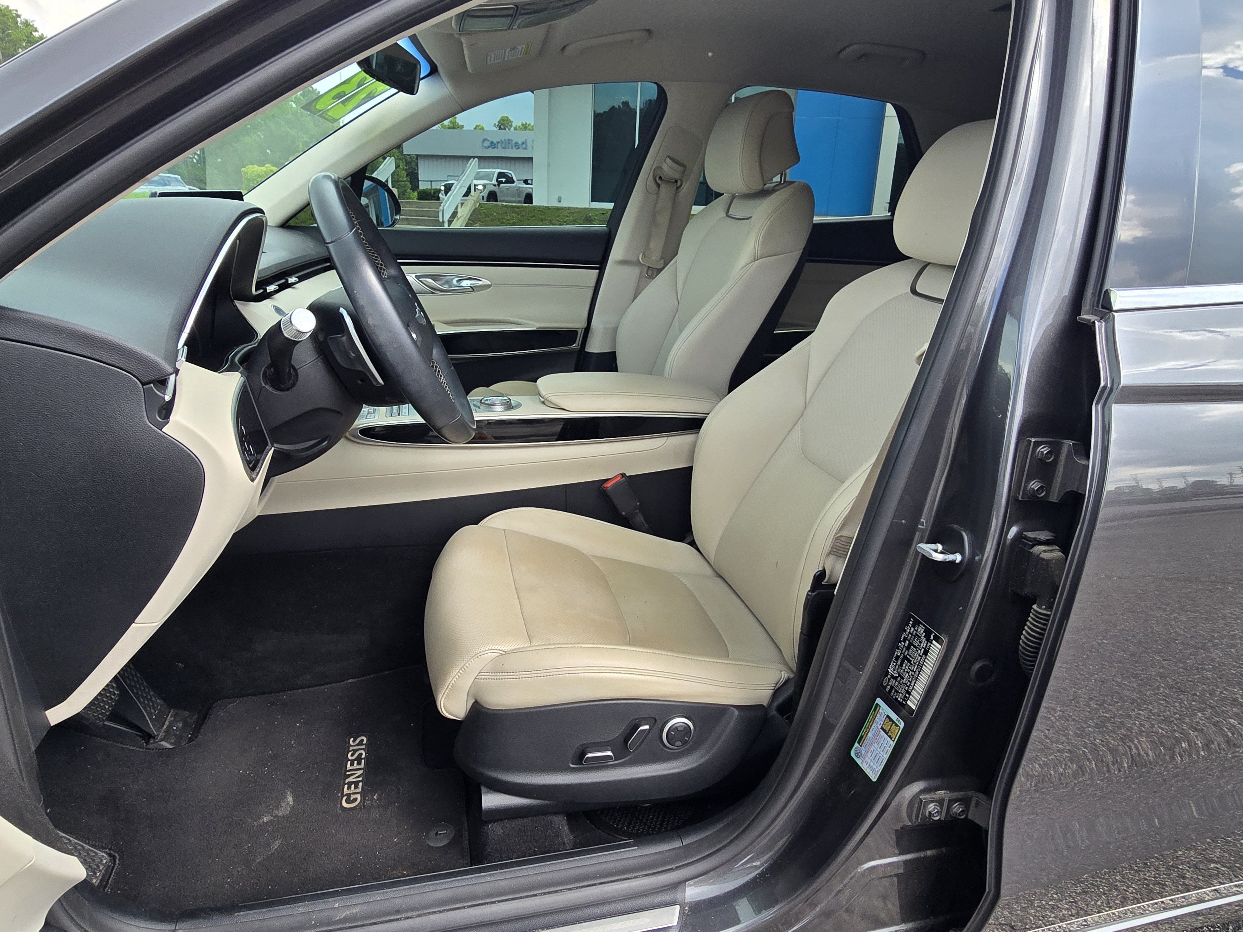 2023 Genesis GV70 2.5T AWD