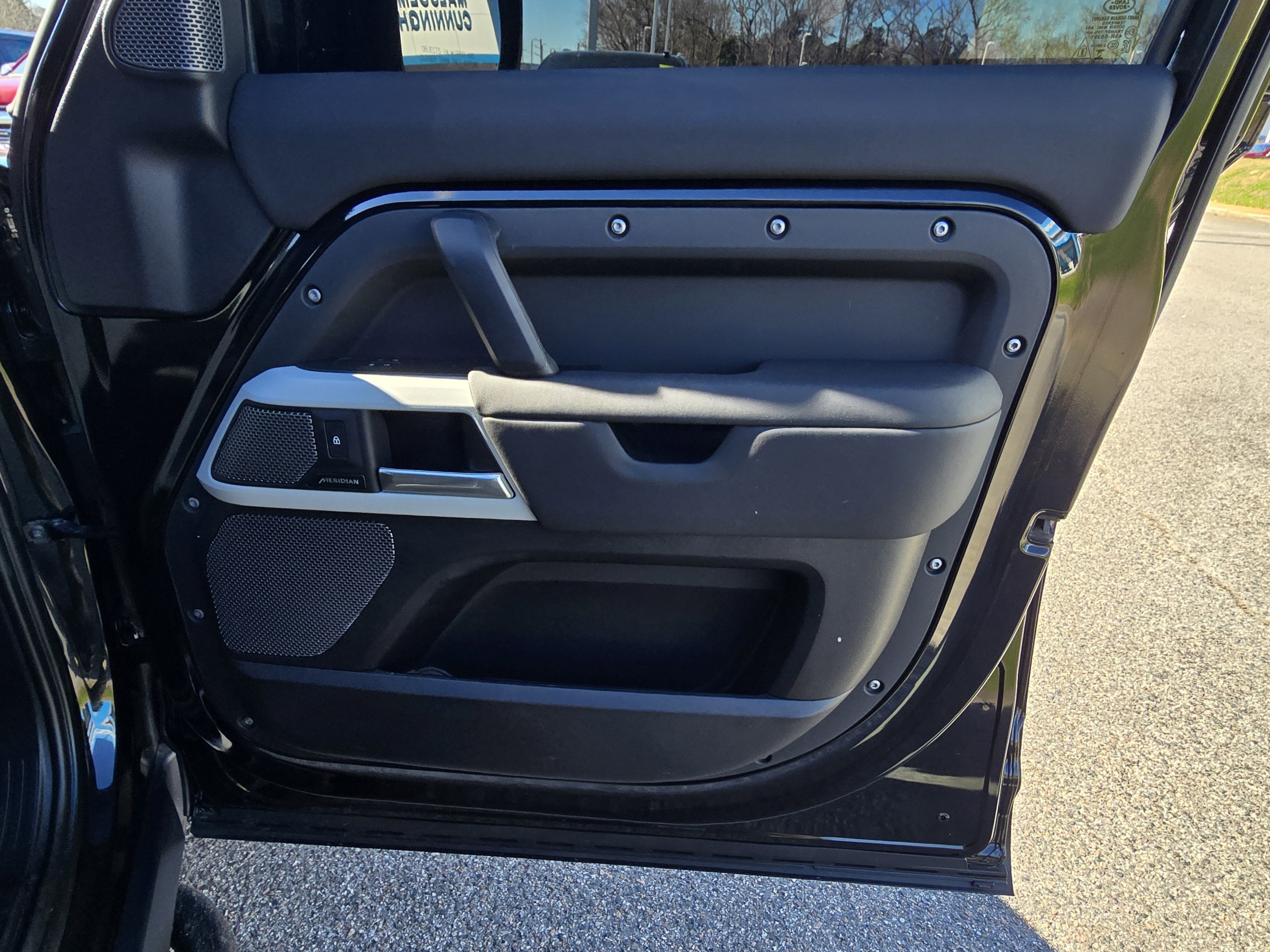 2024 Land Rover Defender S