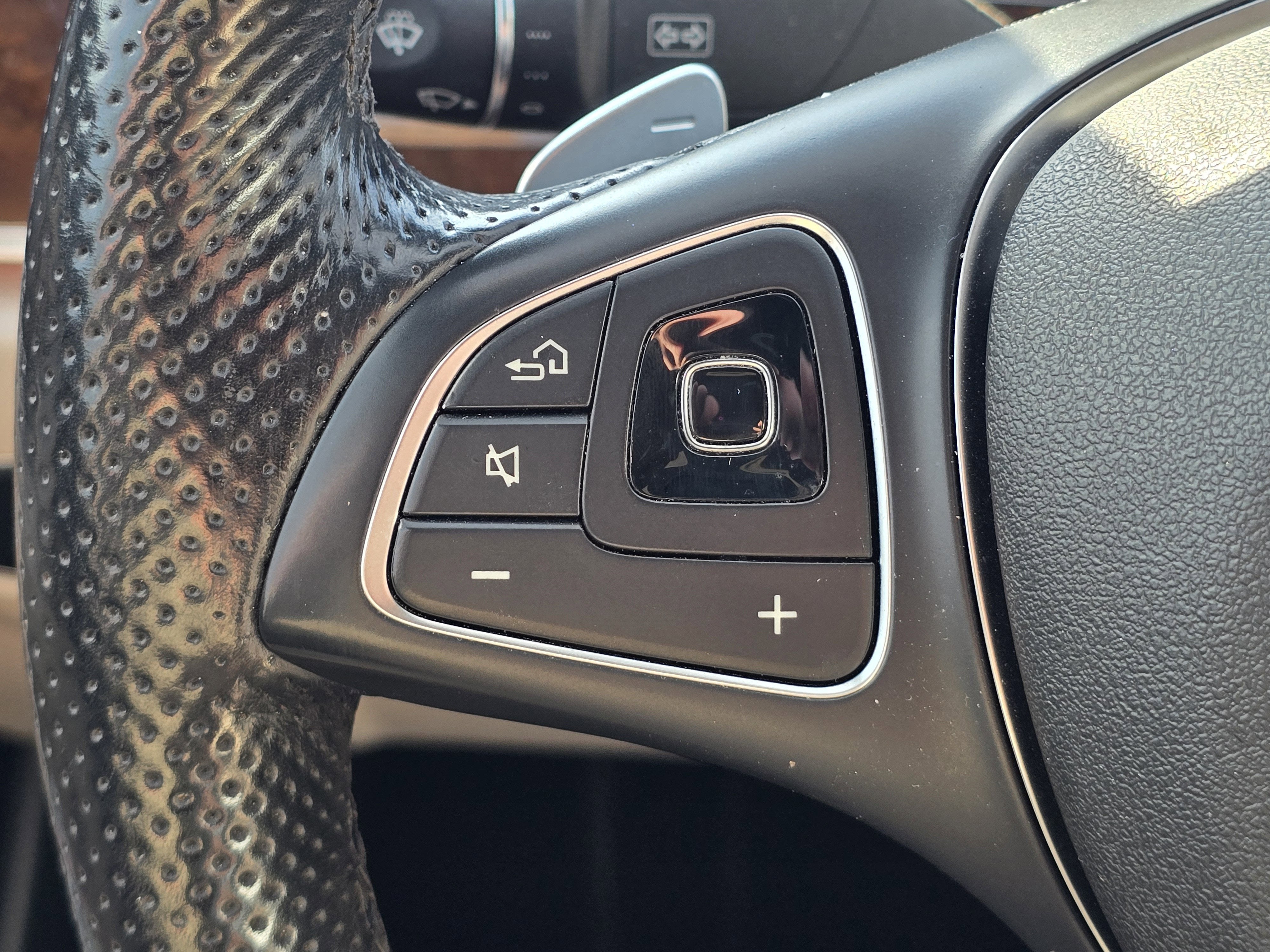 2017 Mercedes-Benz E-Class E 300 Luxury