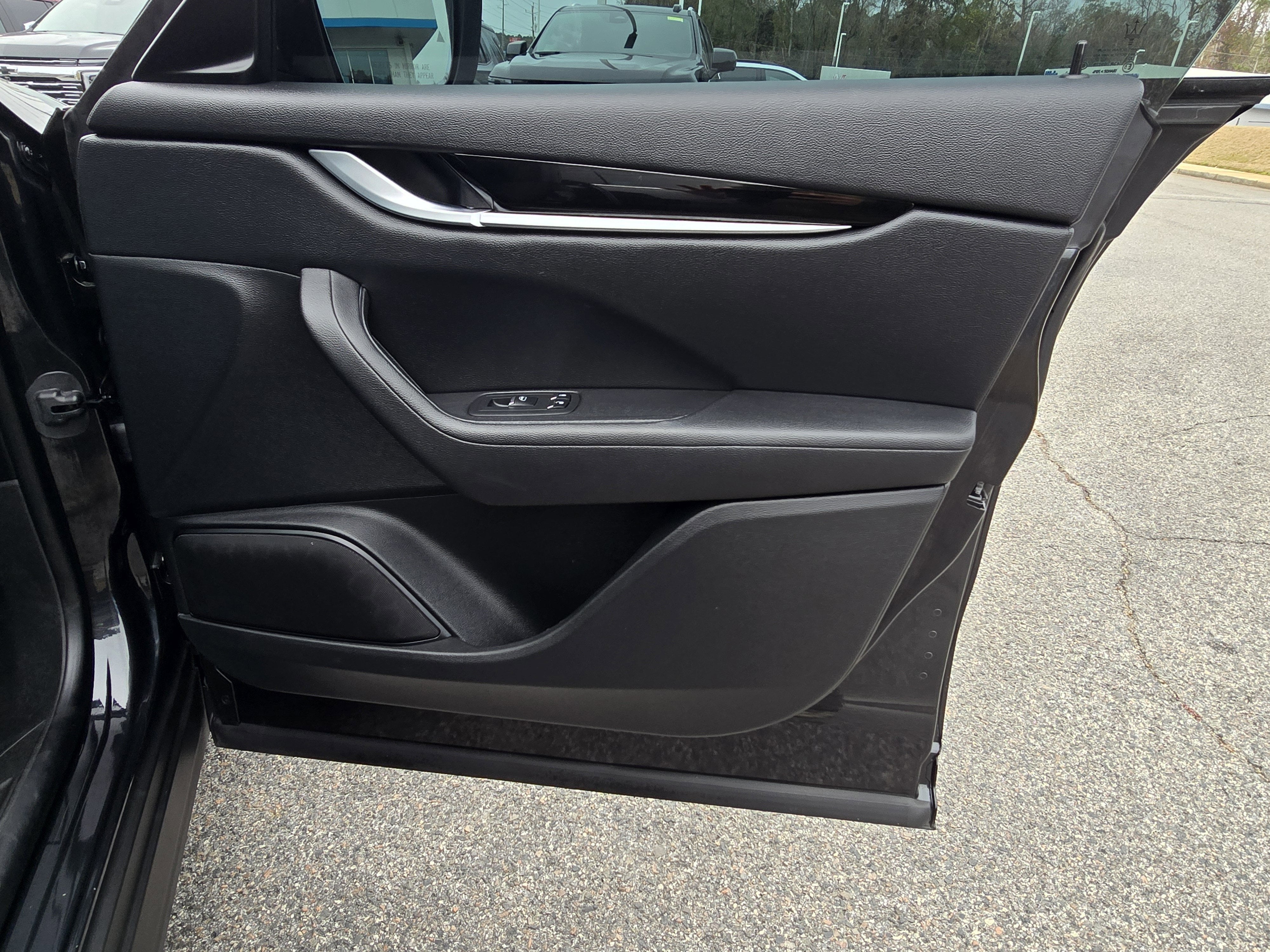 2023 Maserati Levante Modena