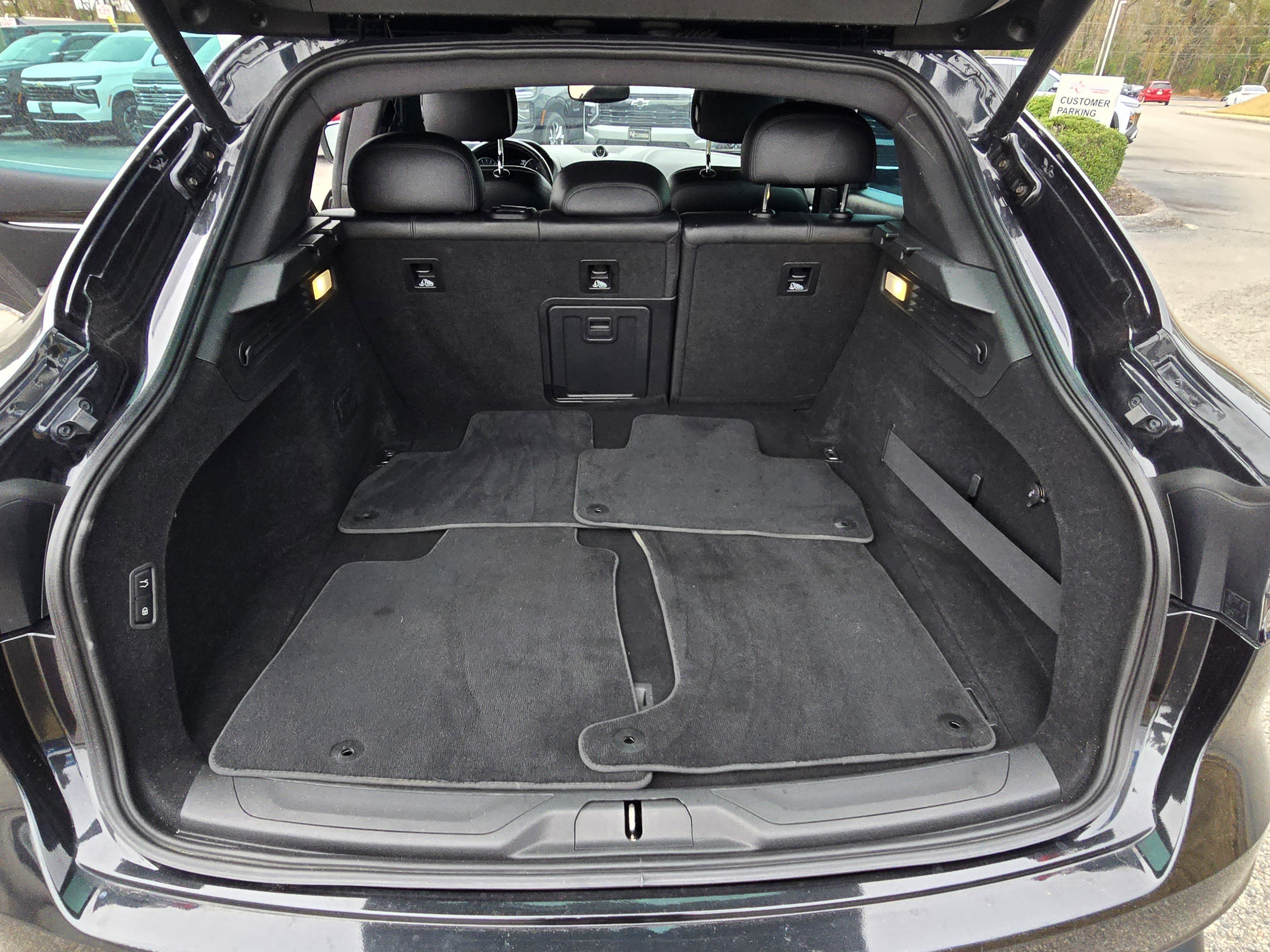 2023 Maserati Levante Modena