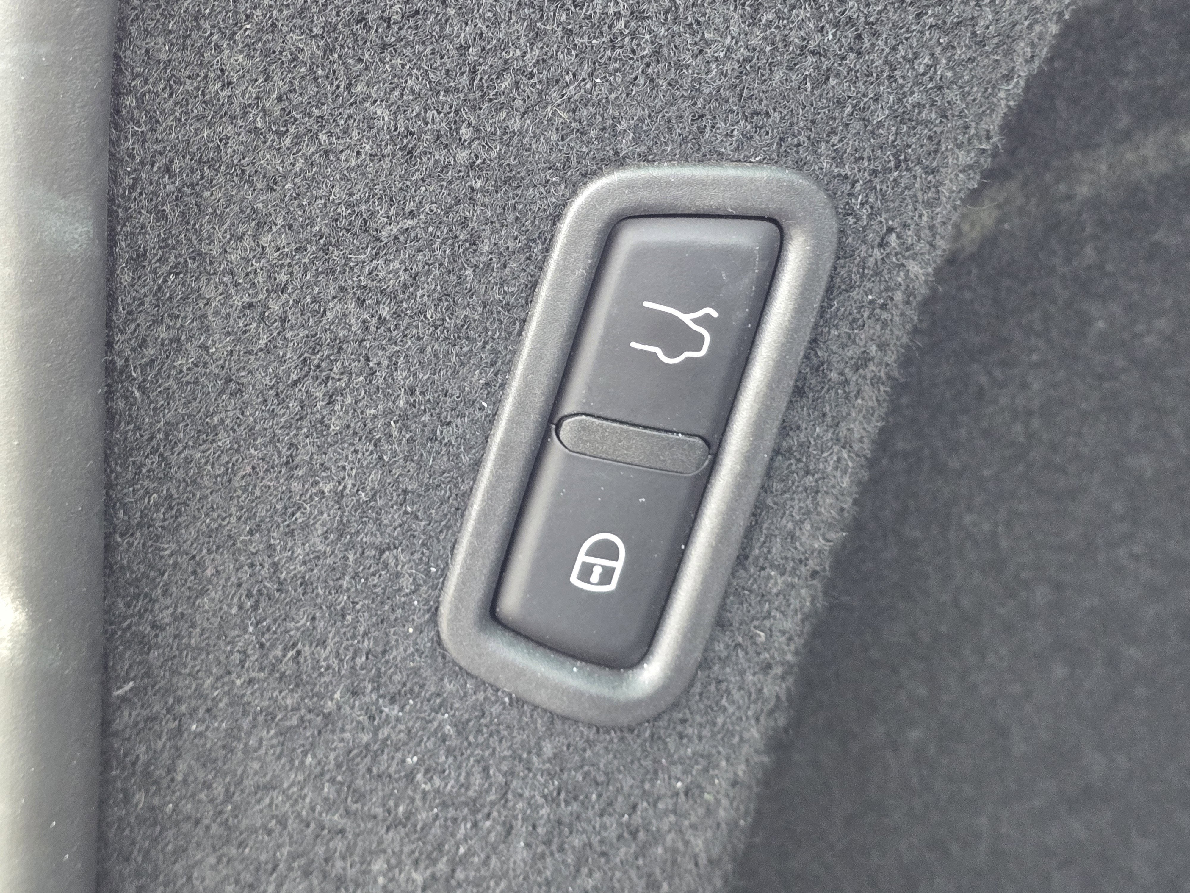 2023 Maserati Levante Modena