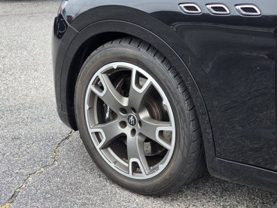 2023 Maserati Levante Modena