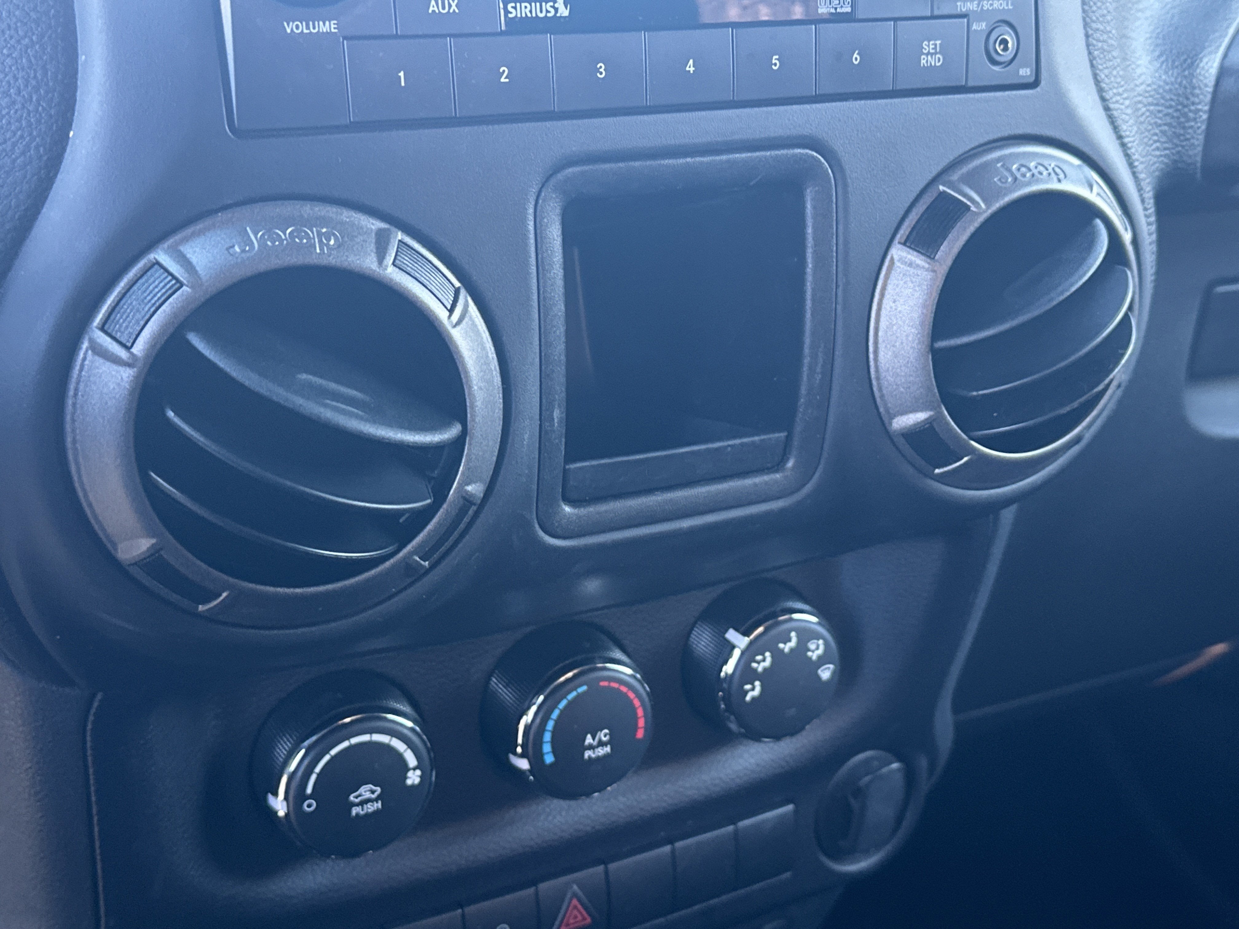 2016 Jeep Wrangler Sport