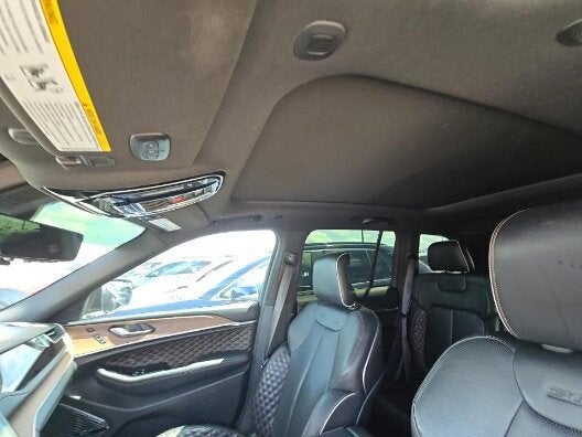 2022 Jeep Grand Cherokee Summit 4x2